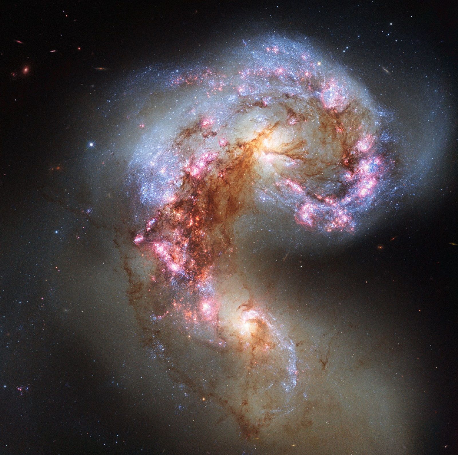 Astounding images from the depths of the Universe courtesy of the Hubble Space Telescope image 7