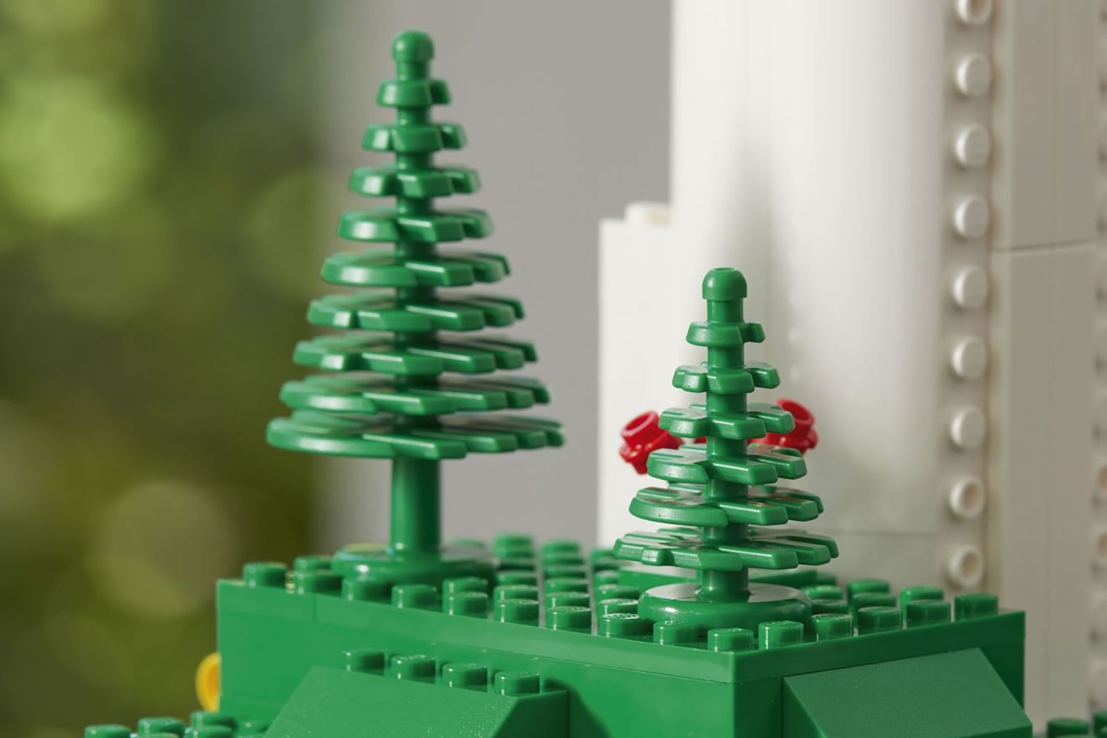 Legos new Creator Expert set is a wind turbine image 3