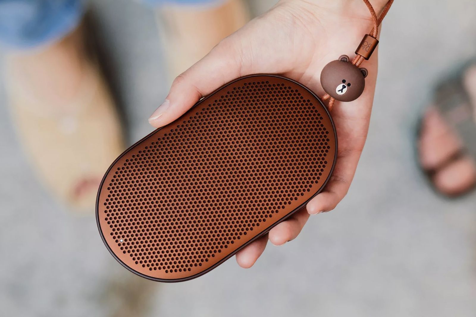 BO unveils Brown Bear-themed Beoplay P2 with Line chat app image 1