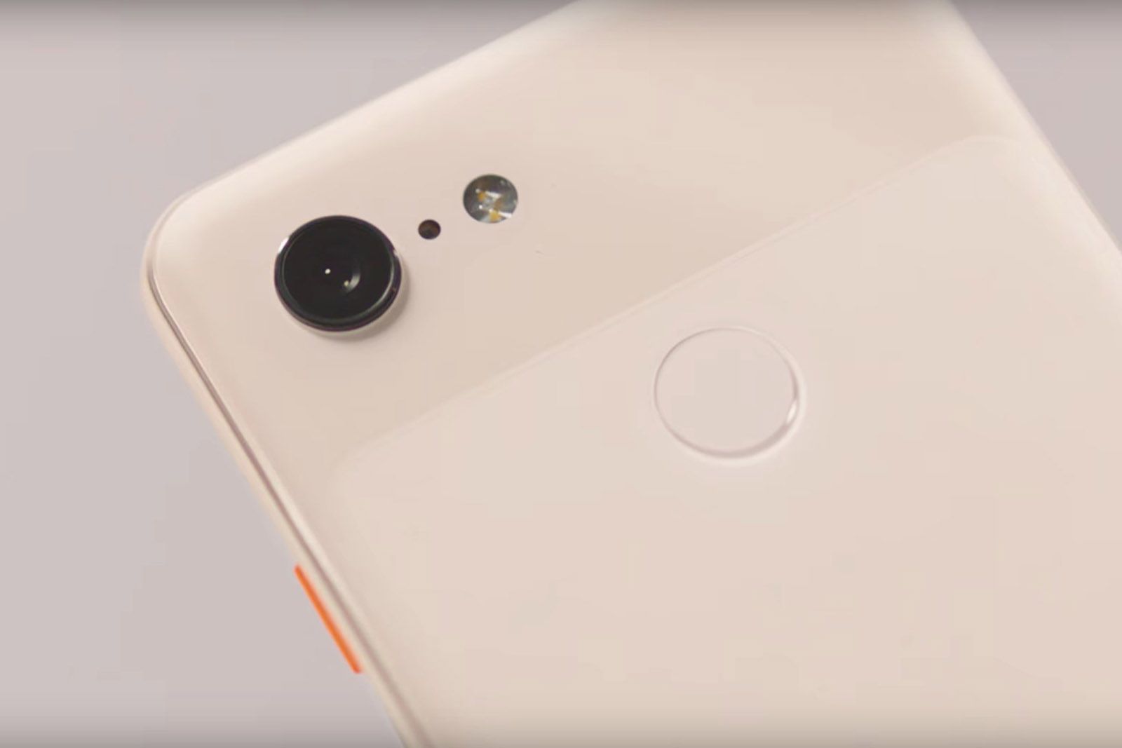 Google Pixel 3 and Pixel 3 XL finally official in clearly white just black and not pink image 1