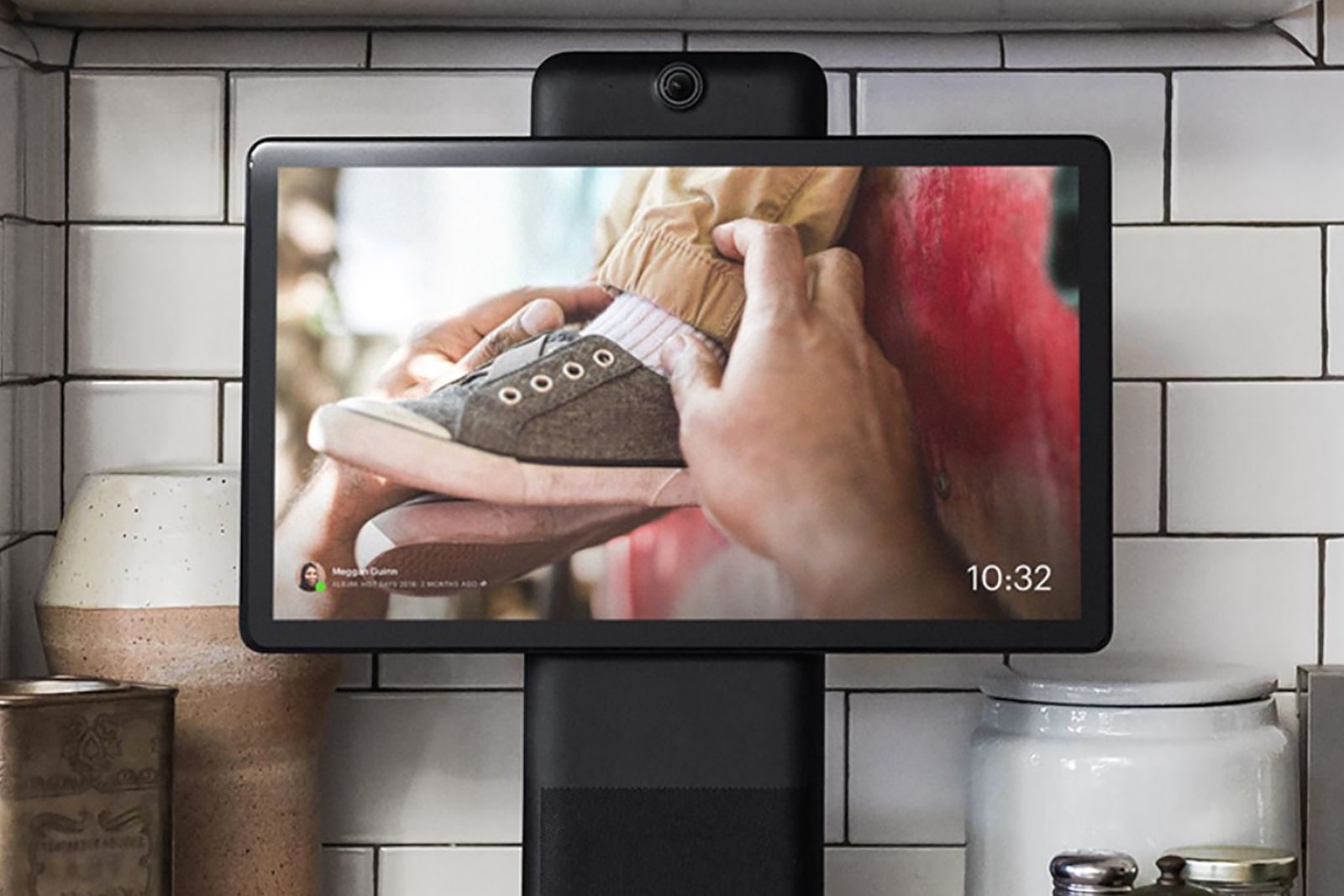 Facebooks next device A camera set-top box that sits on your TV image 1