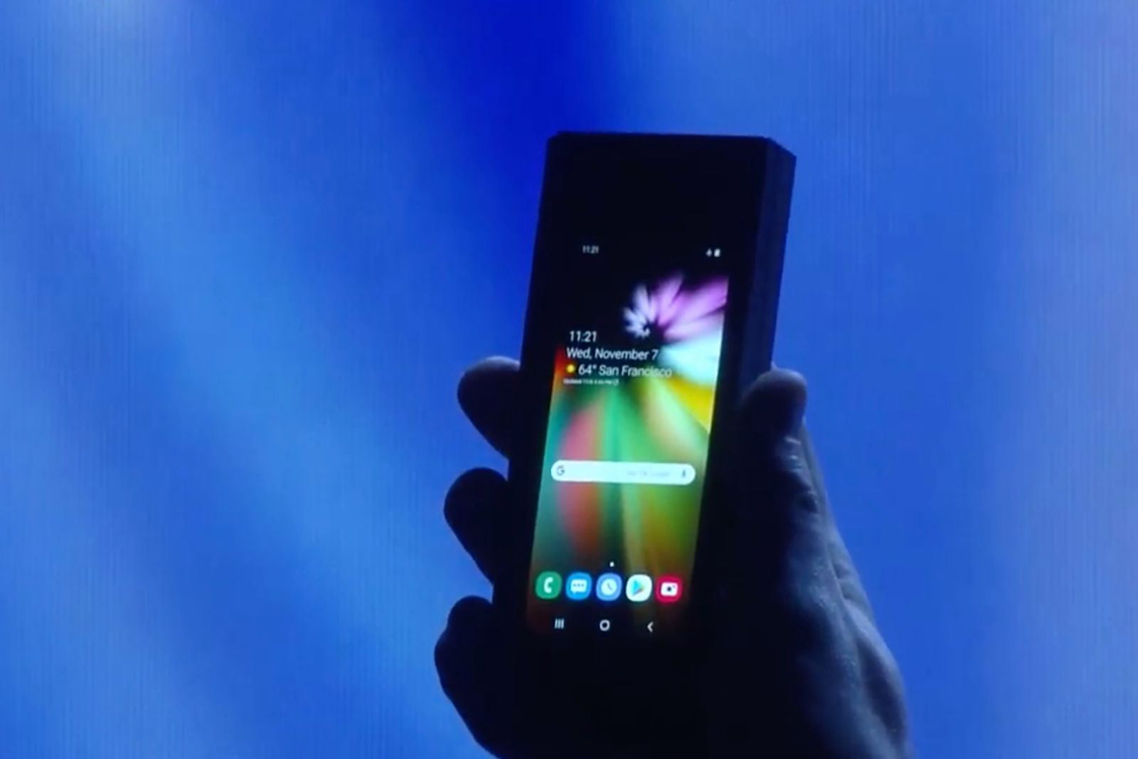 Samsung shows off foldable phone with an Infinity Flex display image 2