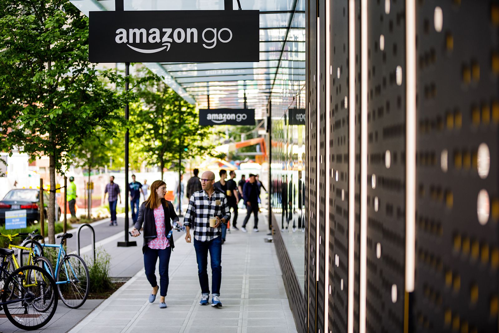 Amazon plans to open Amazon Go store in Londons West End image 1