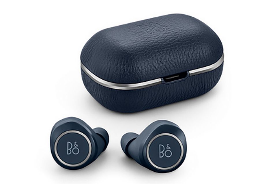 Bang  Olufsen Beoplay E8 buds refreshed with wireless charging case image 1