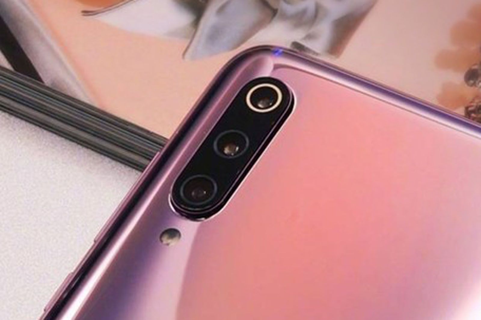 Xiaomi Mi 9 triple camera image 1
