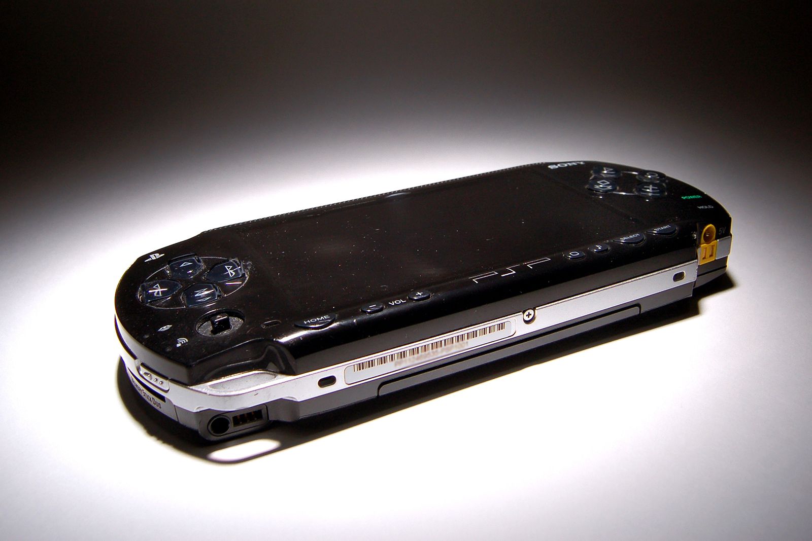 Handheld Gaming Is Dying But These Are The Consoles That Made Us Smile image 8