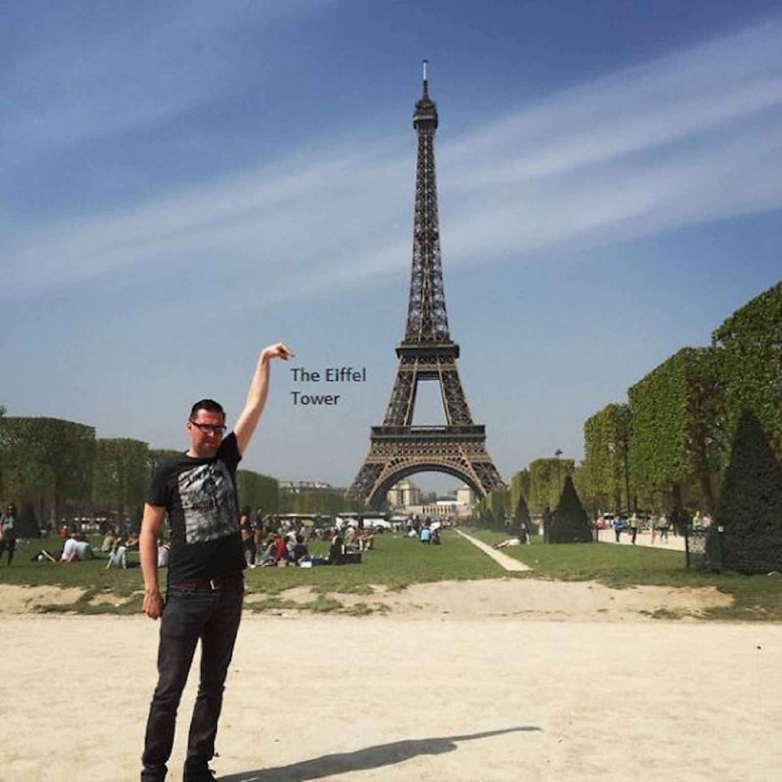 Celebrate 130 years since the Inauguration of the Eiffel Tower with hilarious Photoshoppings image 10