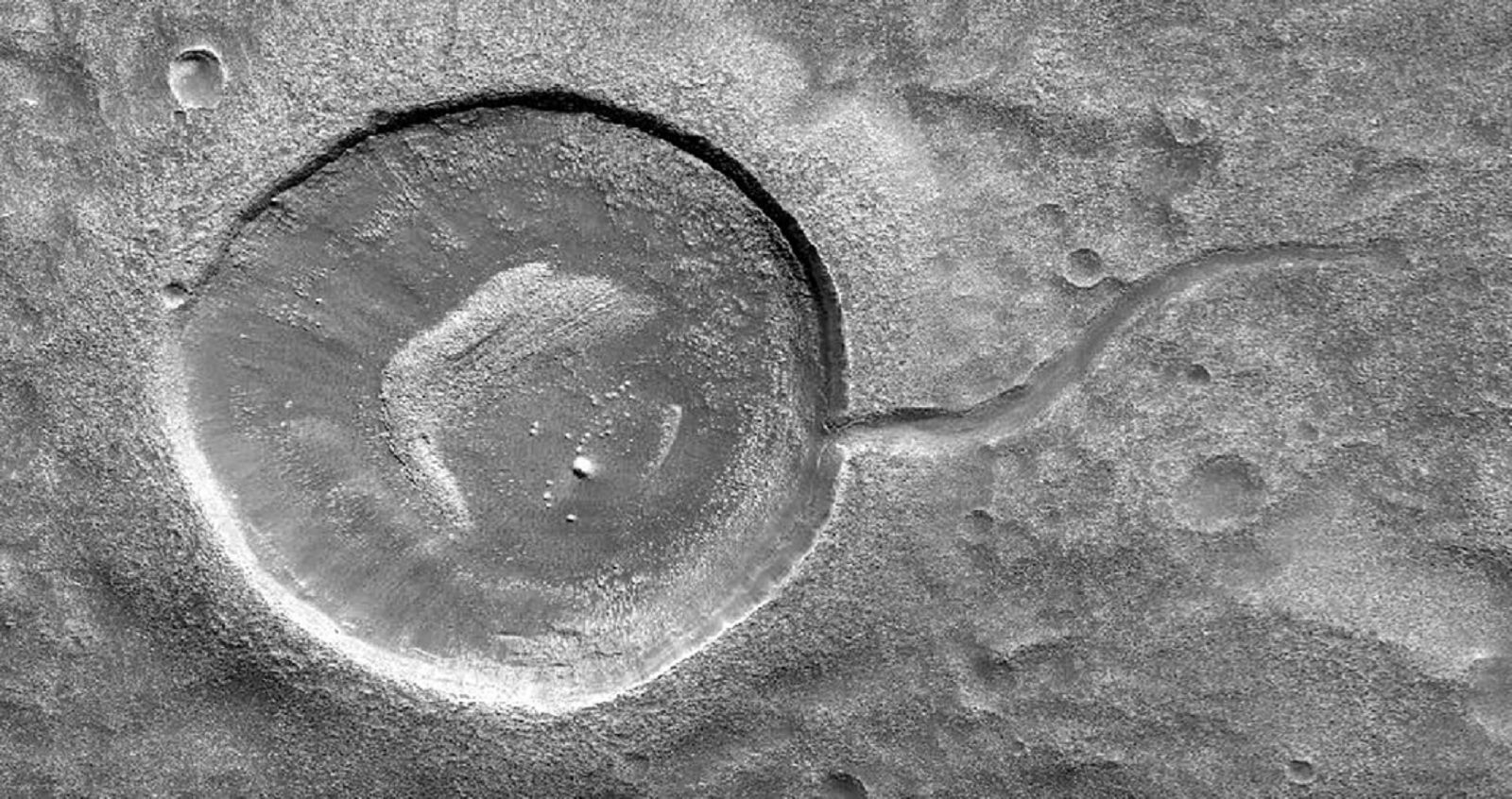 Staggering Images Of Mars Like Youve Never Seen Before image 25