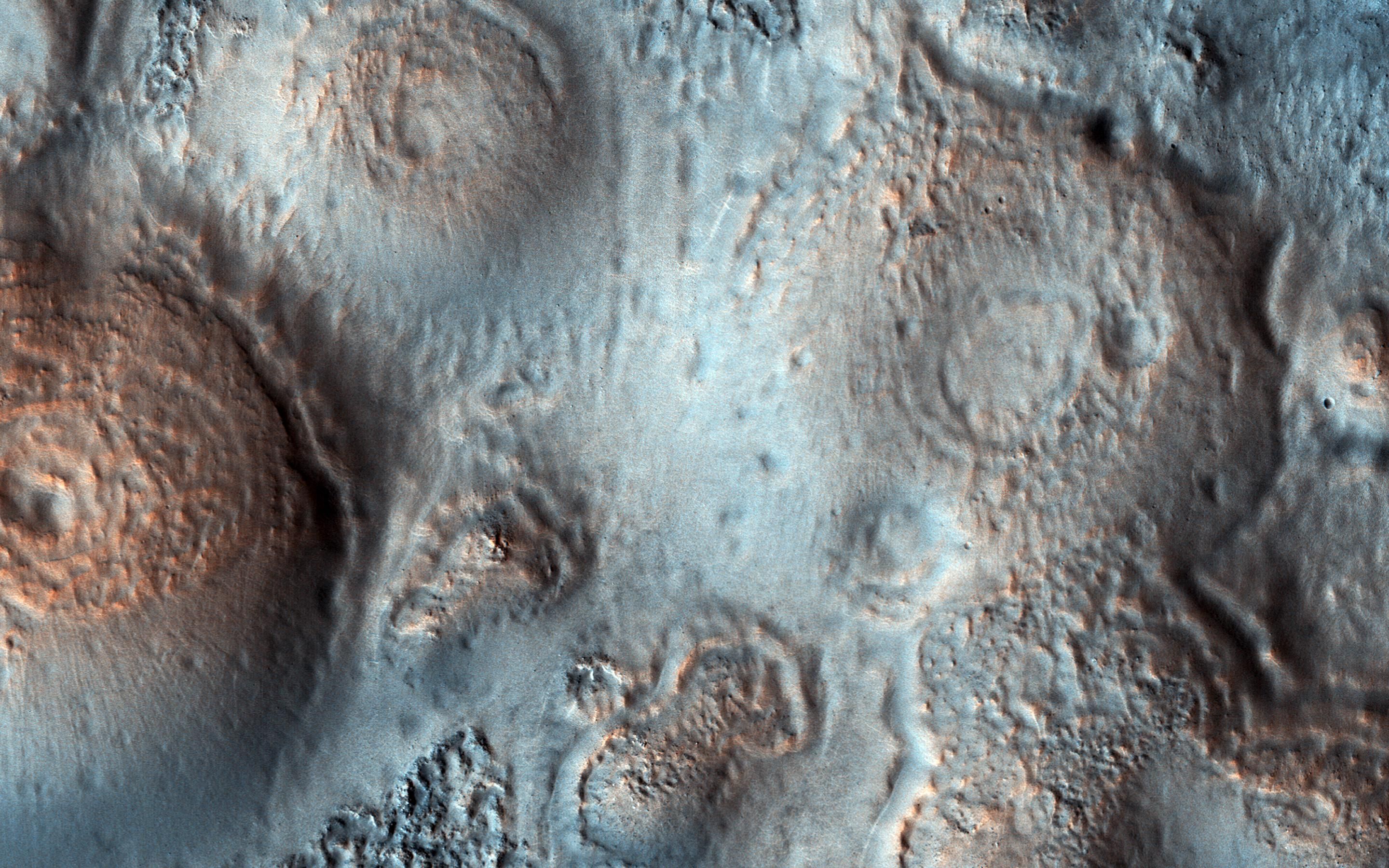 Staggering Images Of Mars Like Youve Never Seen Before image 9