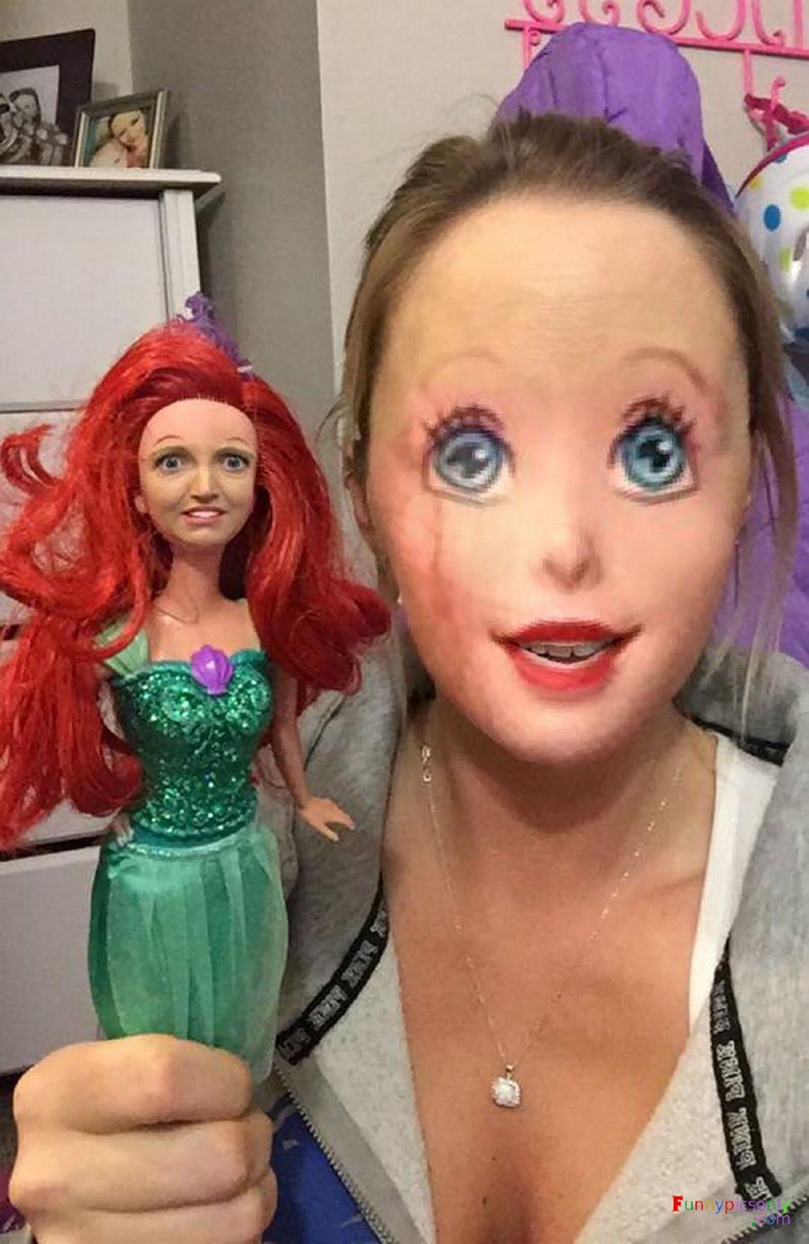23 Terrifying And Hilarious Face Swaps