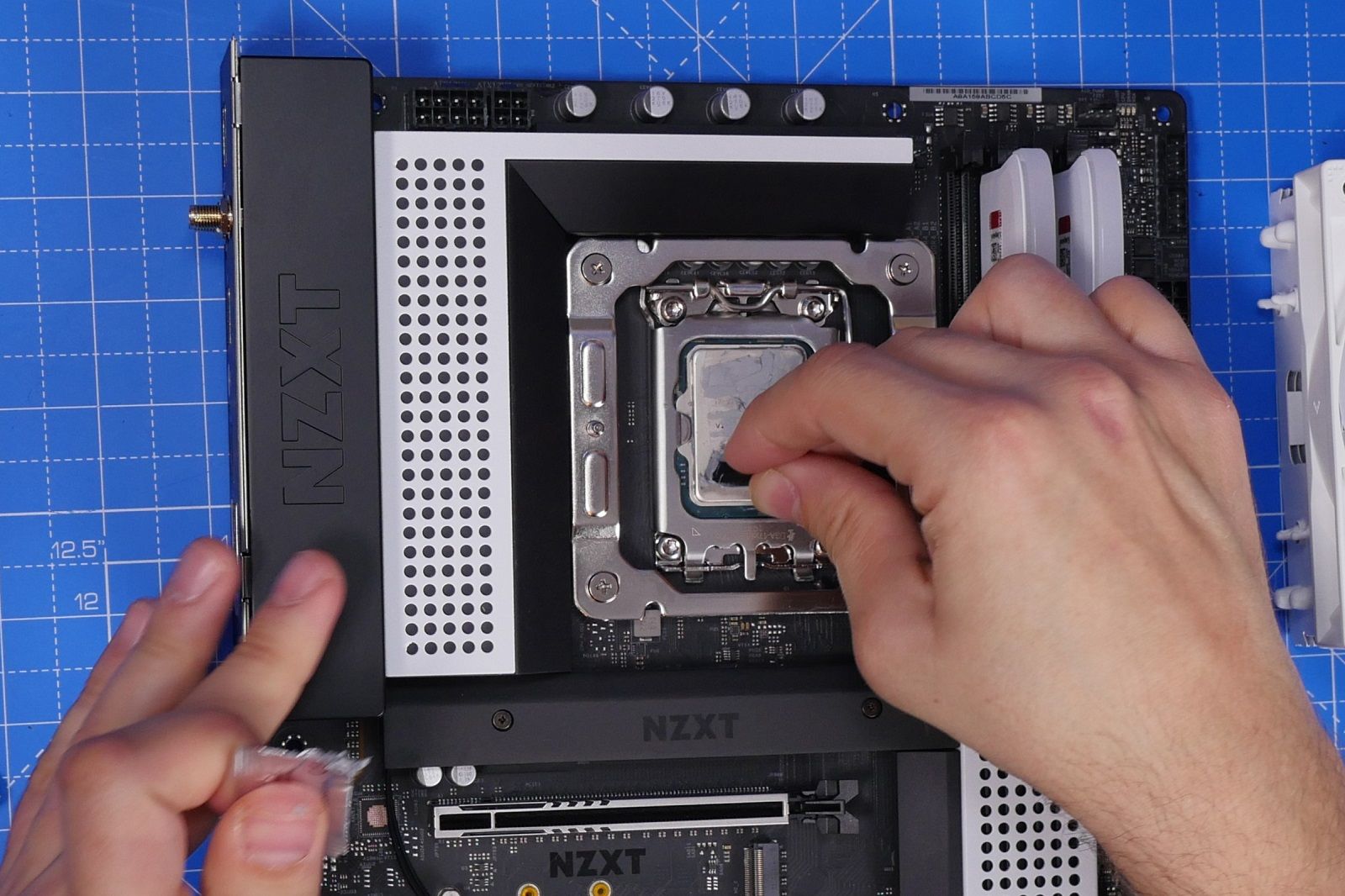 How to build a mid-range gaming PC photo 11