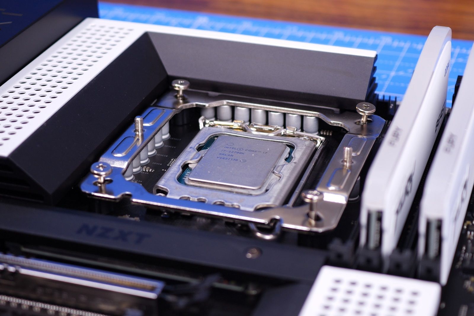 How to build a mid-range gaming PC photo 13