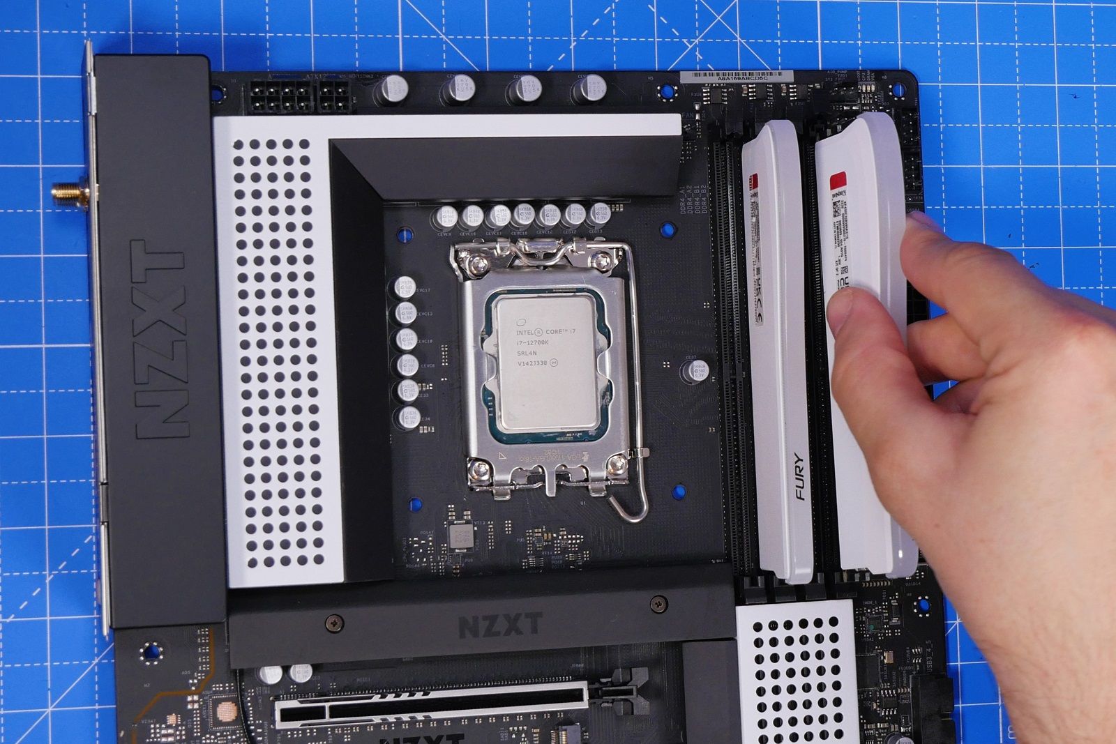 How to build a mid-range gaming PC photo 38