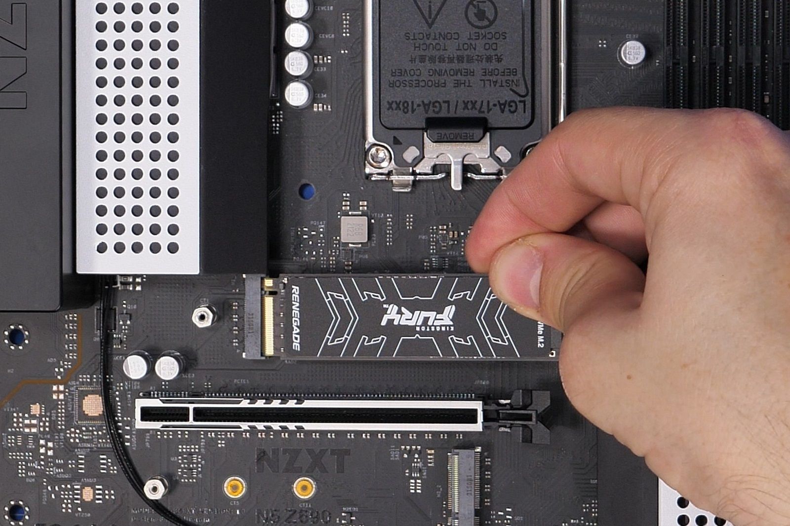 How to build a mid-range gaming PC photo 39