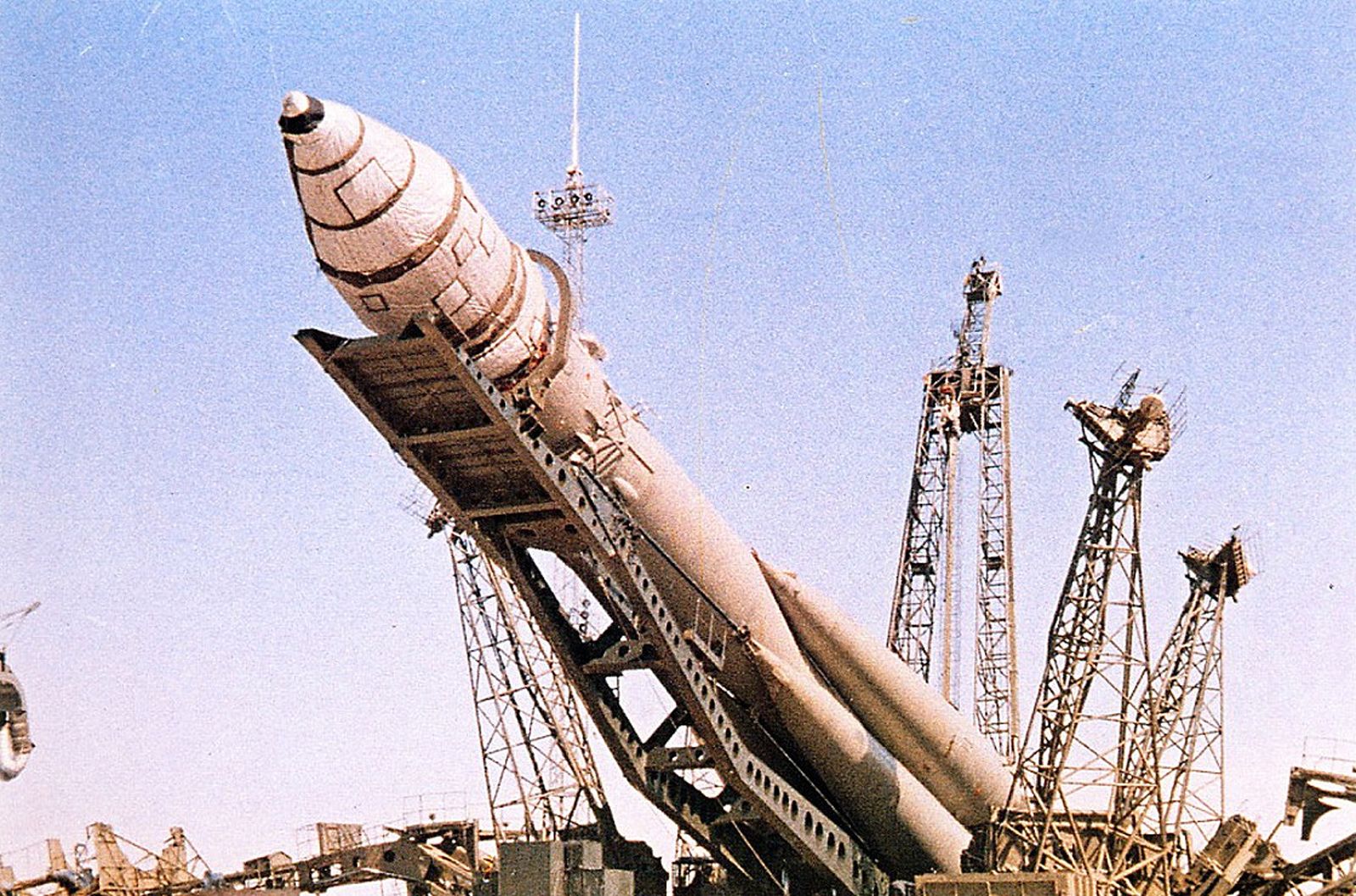 The_Vostok_1_launcher_rollout