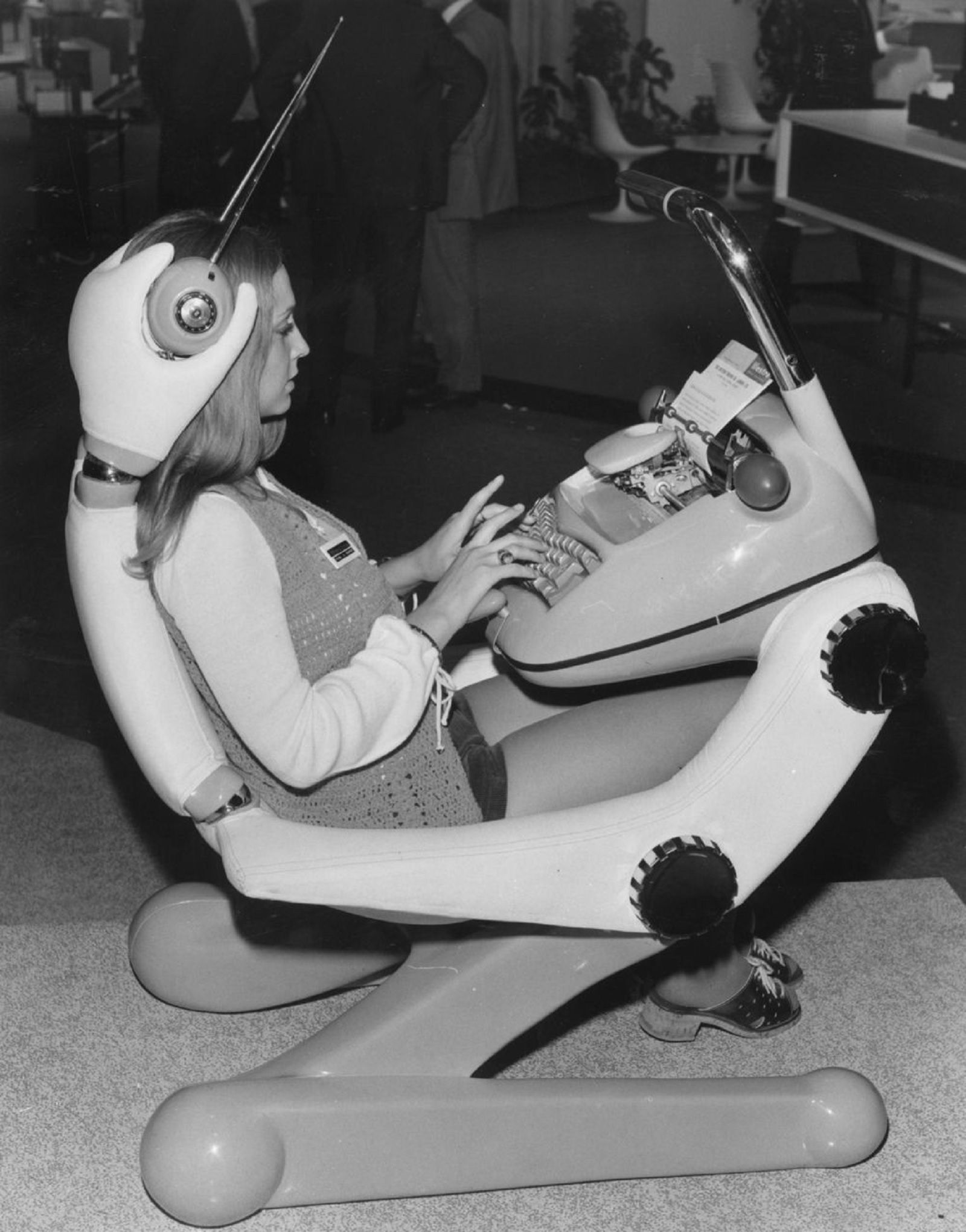 Weird And Wonderful Tech Concepts That Were Well Before Their Time image 6