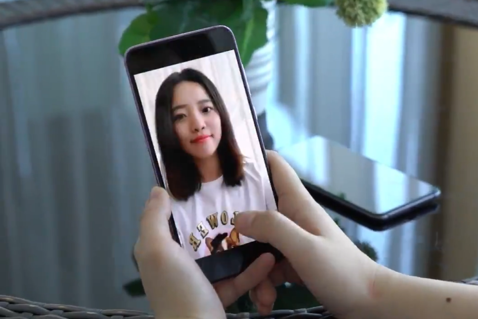 Oppo and Xiaomi show off under-display camera tech - coming to future phones image 1