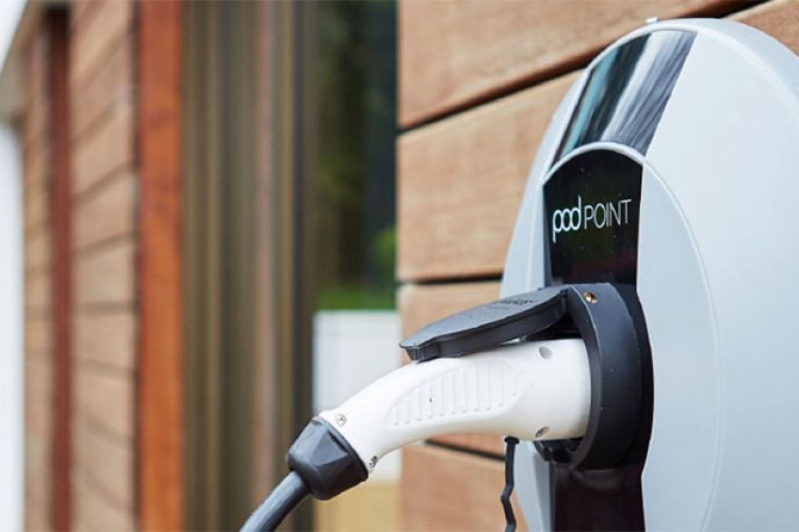 Electric dreams and home charging The Nissan Leaf meets PodPoint image 1