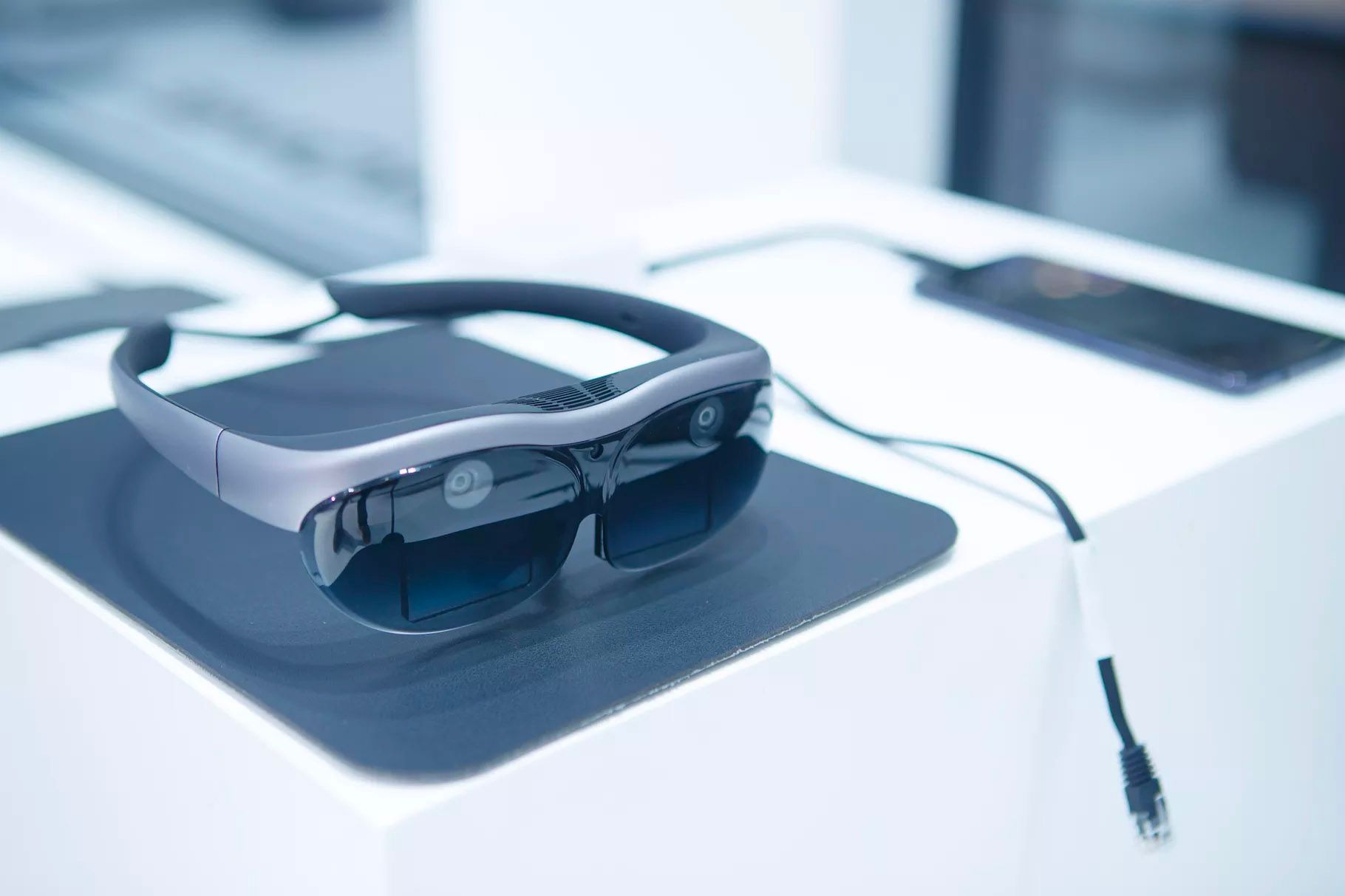 Vivo hopes augmented reality will get a second chance in the 5G era unveils Vivo AR Glass headset image 1