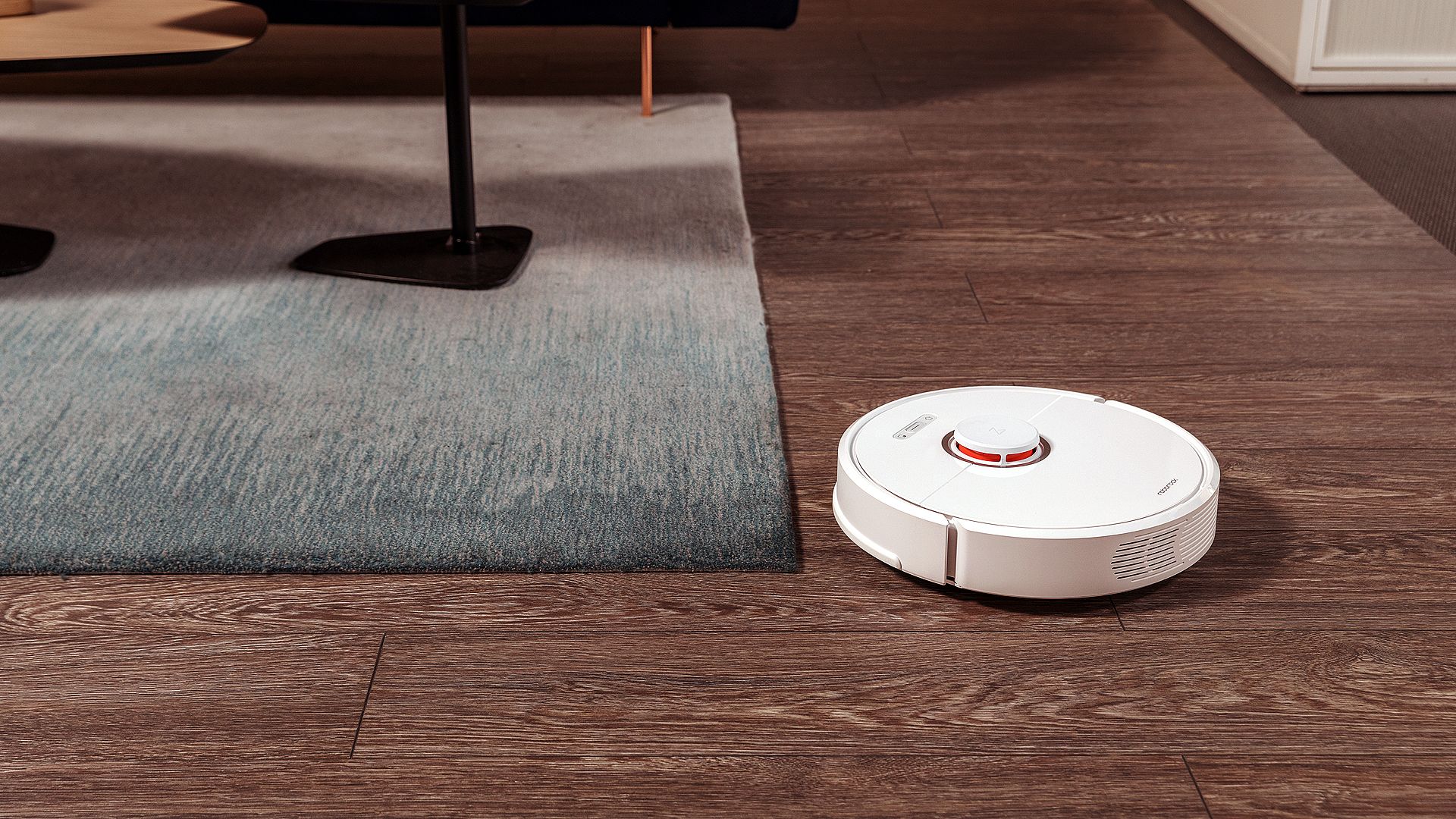 This might be the best robot vacuum on the market Here's why!