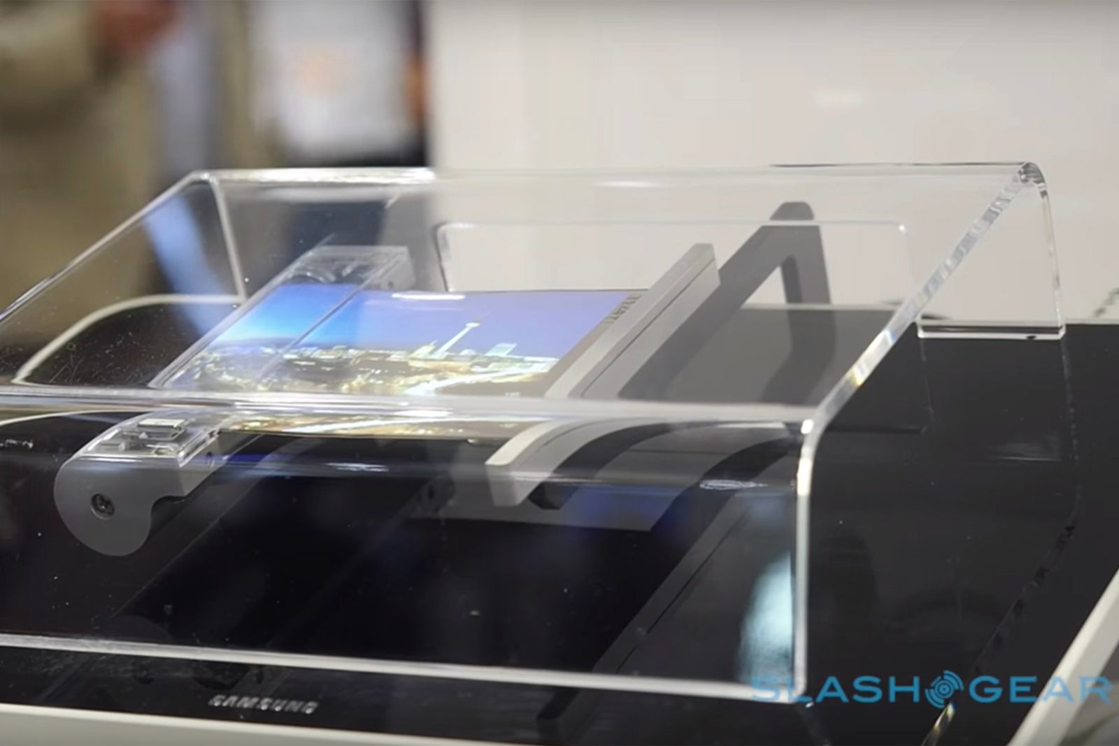 Forget foldable phones Sony is making a rollable tablet image 1