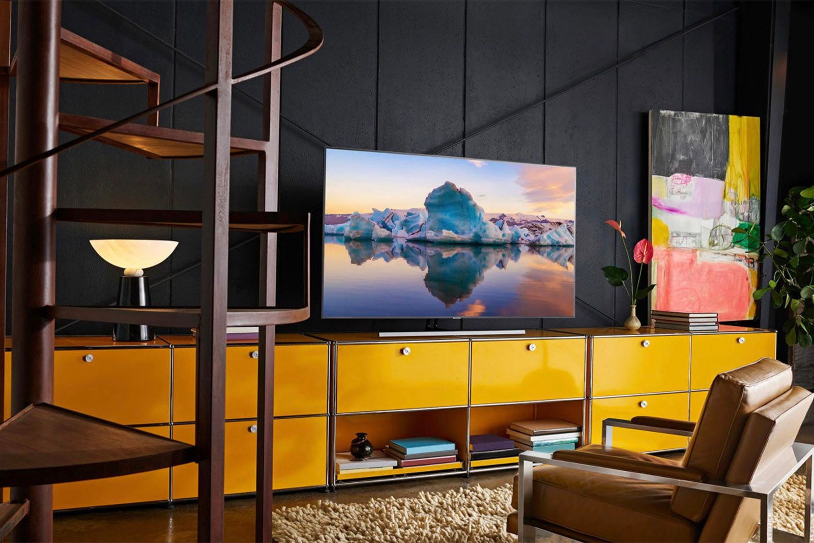 Samsung Q85R 4K TV review image 1