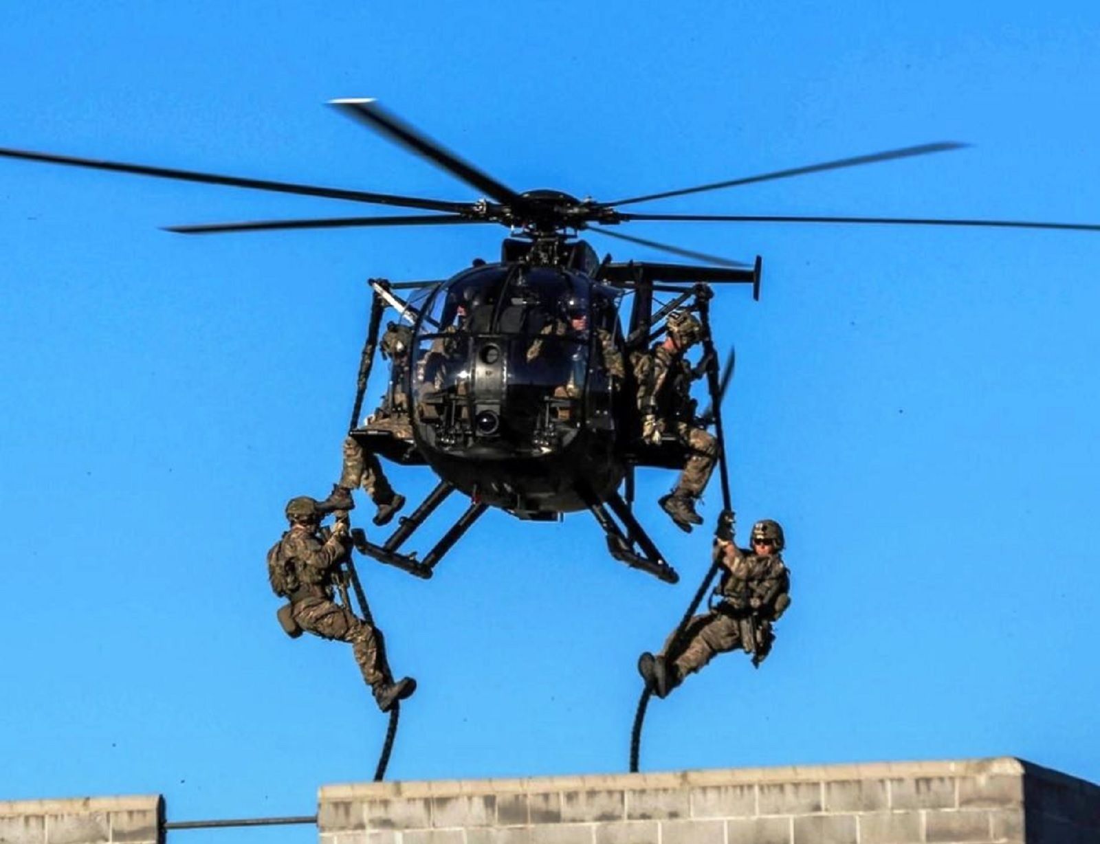 Best Helicopters And Attack Choppers Of All Time image 6