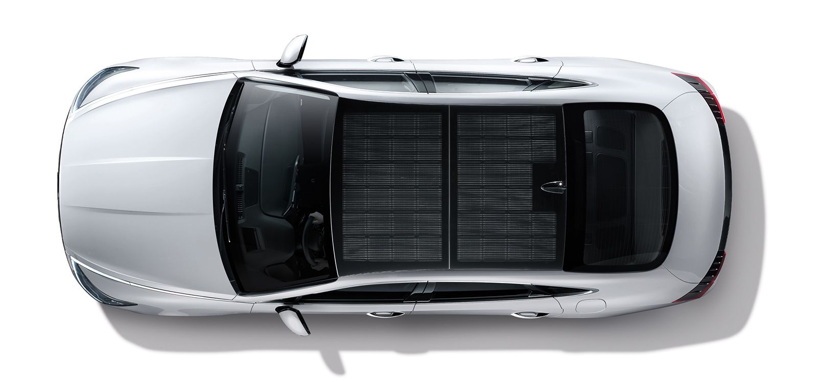 Hyundai New Sonata Hybrid With Solar Panel Roof Now On Sale image 2