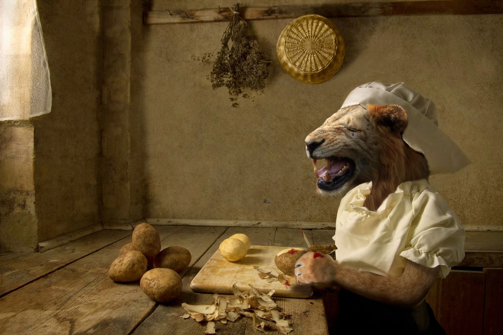 Amusing Images Of Animals Photoshopped Into Renaissance Paintings image 3