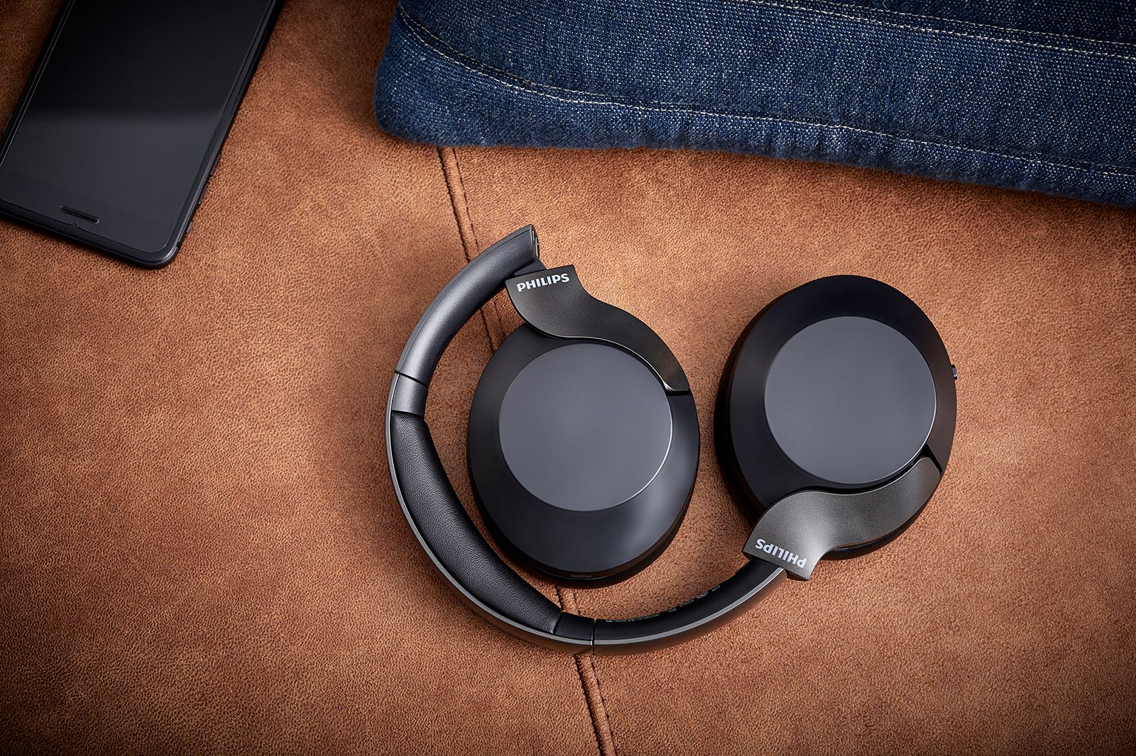 Philips PH805 wireless headphones offer ANC for less than Bose and Sony image 2