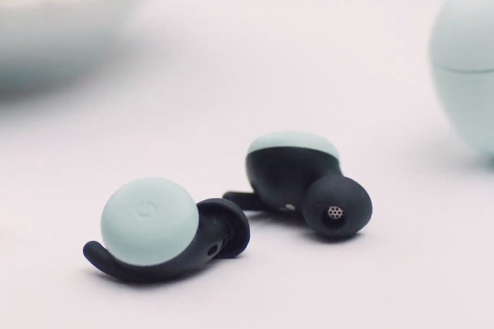 All-new Pixel Buds have long-range connection better sound and hands-free assistant image 1