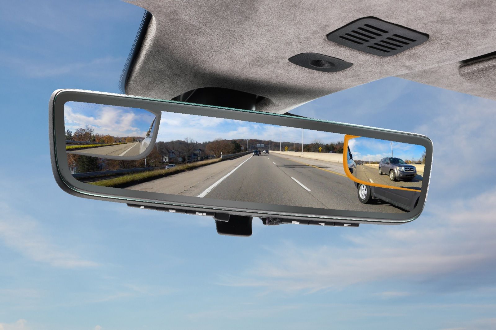 Aston Martin has a new rearview mirror with three video feeds image 1