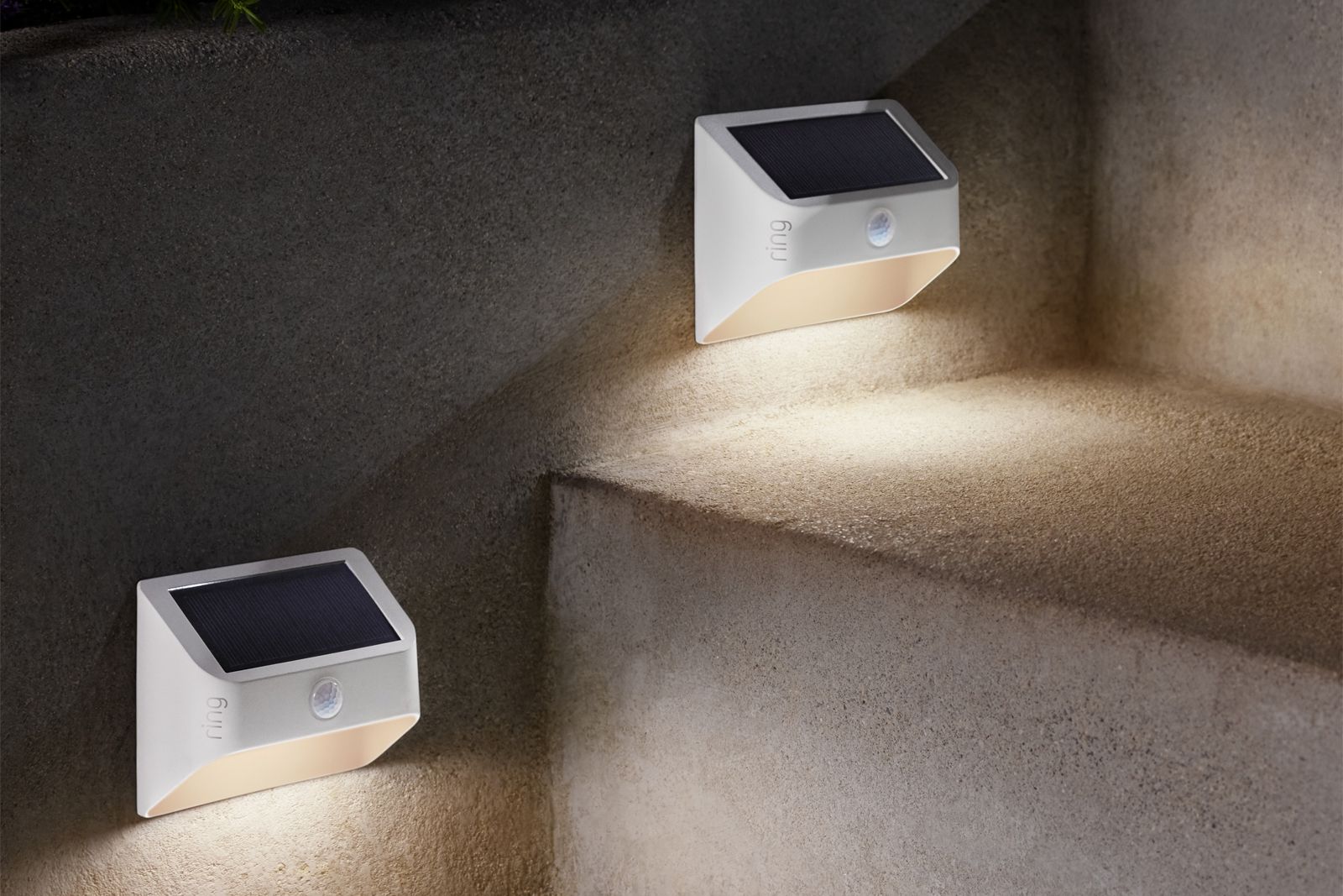 Ring covers even more of your home with solar-powered and indoor smart bulbs image 1