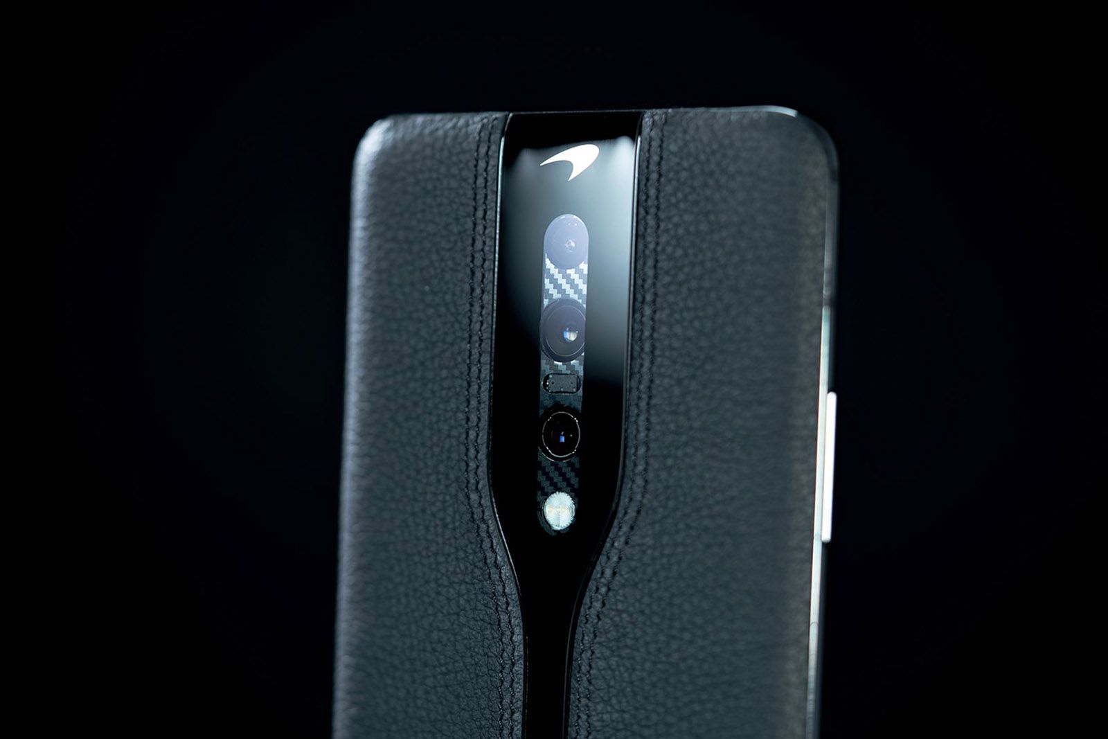 Black is the new orange for OnePlus Concept One image 1