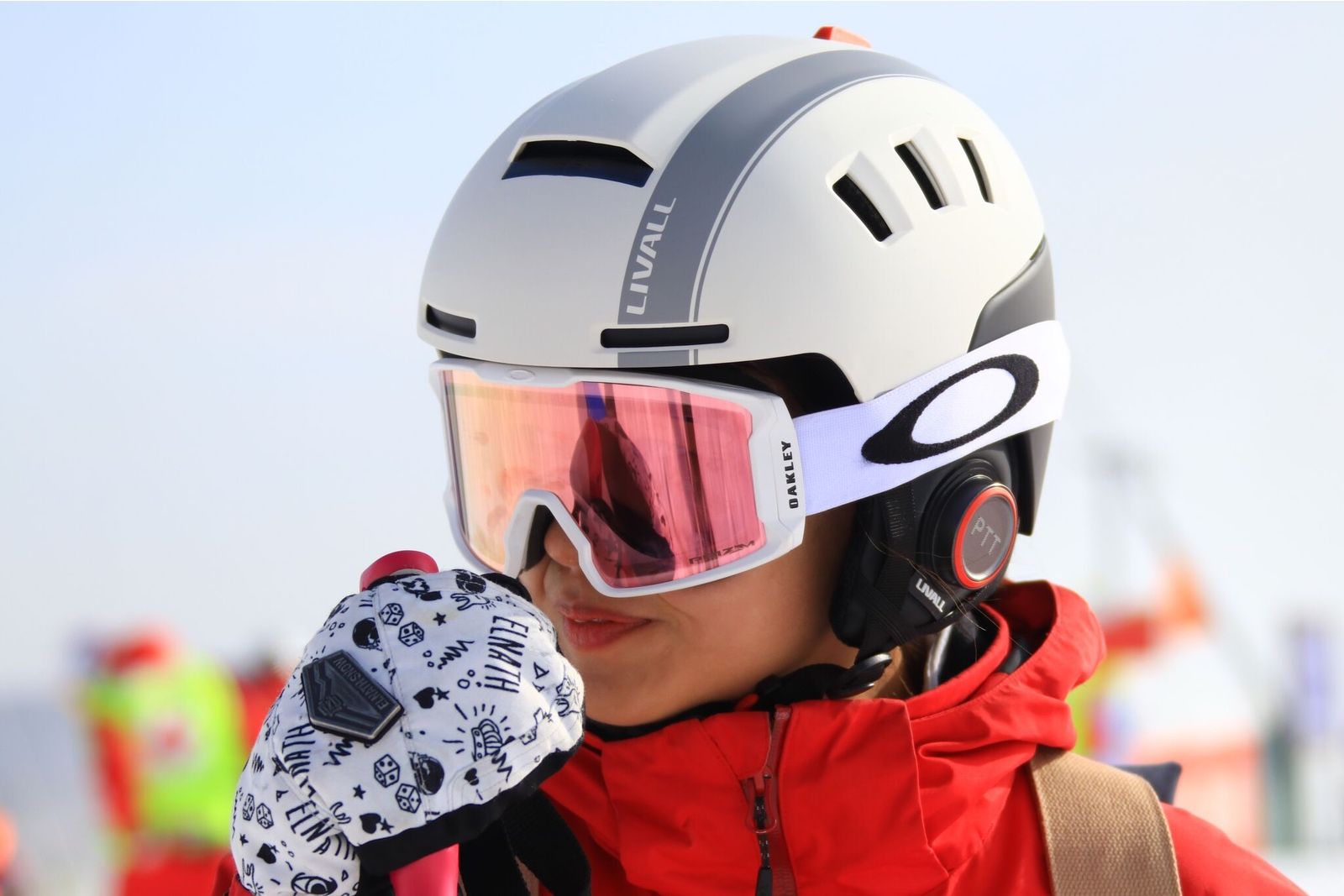 The Best Skiing Tech For 2020 Hit The Slopes With Some Smart Gadgets image 1