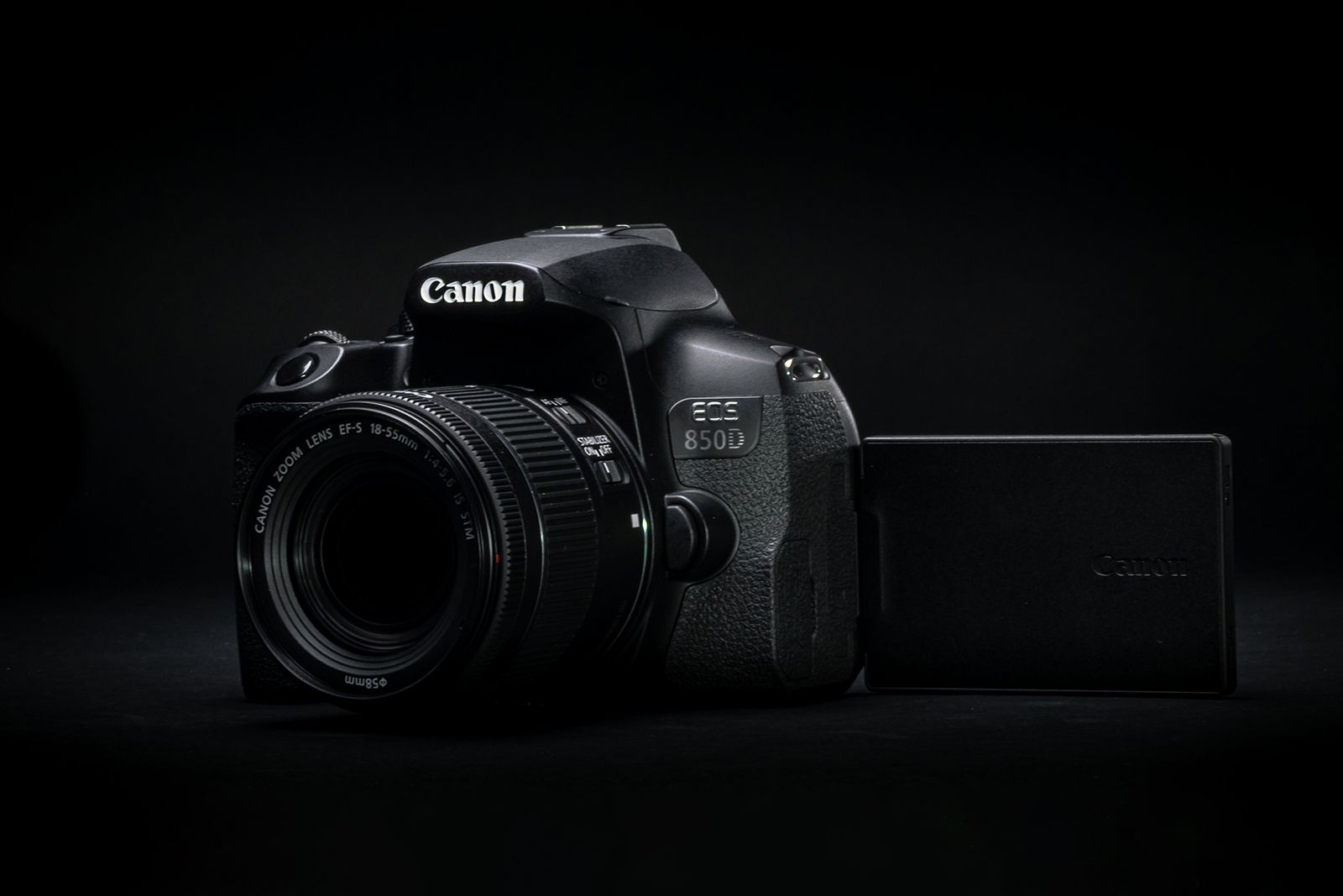 Canon EOS 850D aims to prove why DSLR is still very much alive and kicking image 1