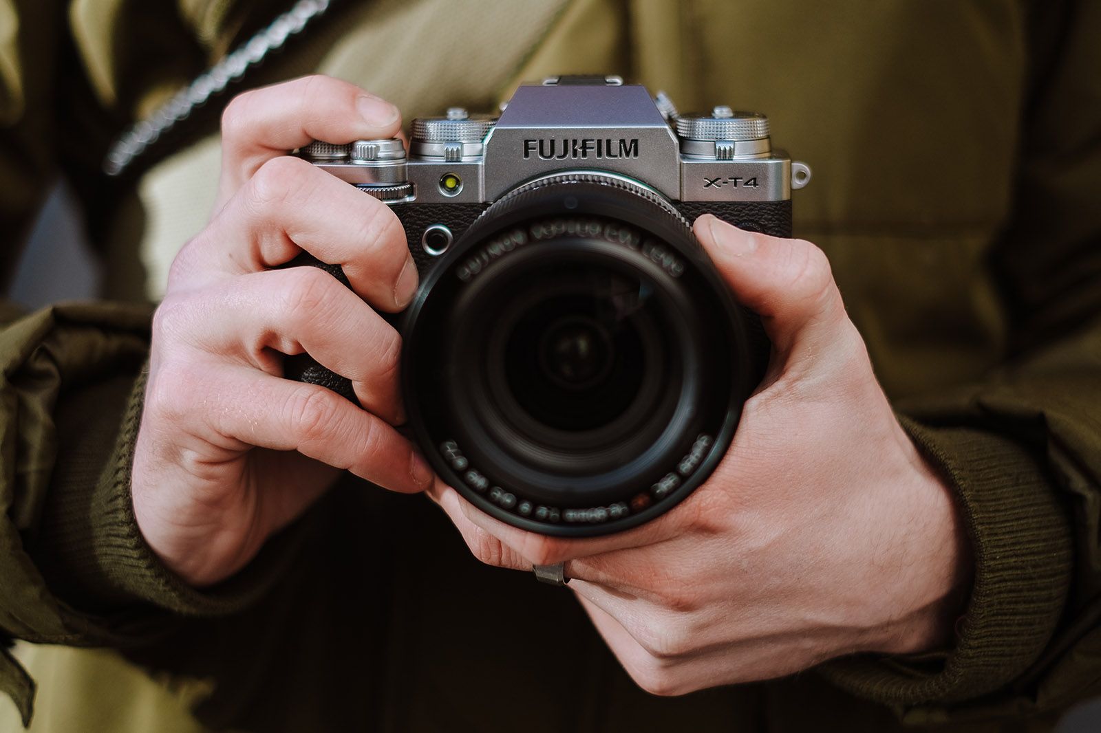 Fujifilm X-T4 mirrorless camera image 1