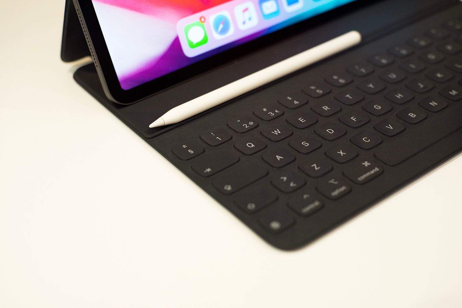 Apple might release an iPad keyboard with a trackpad in 2020 image 1