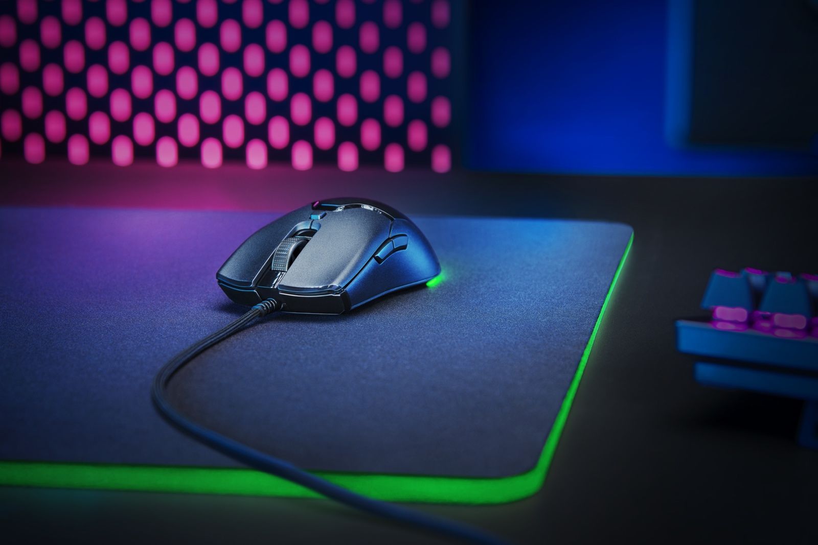 Razers new mouse is the Viper Mini and its dinky image 1