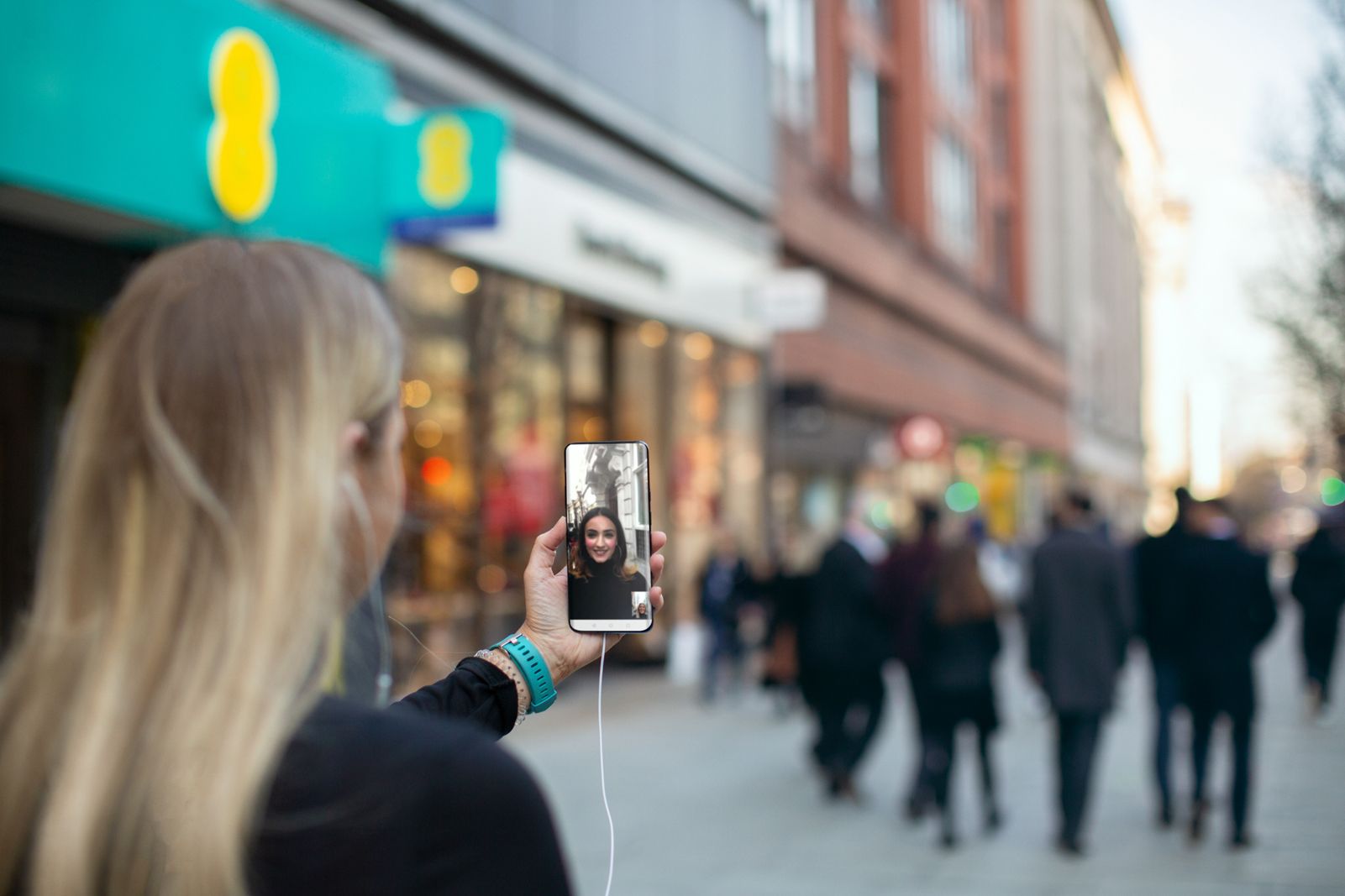 EE keeps up the 5G pace with 21 more locations enabled image 1