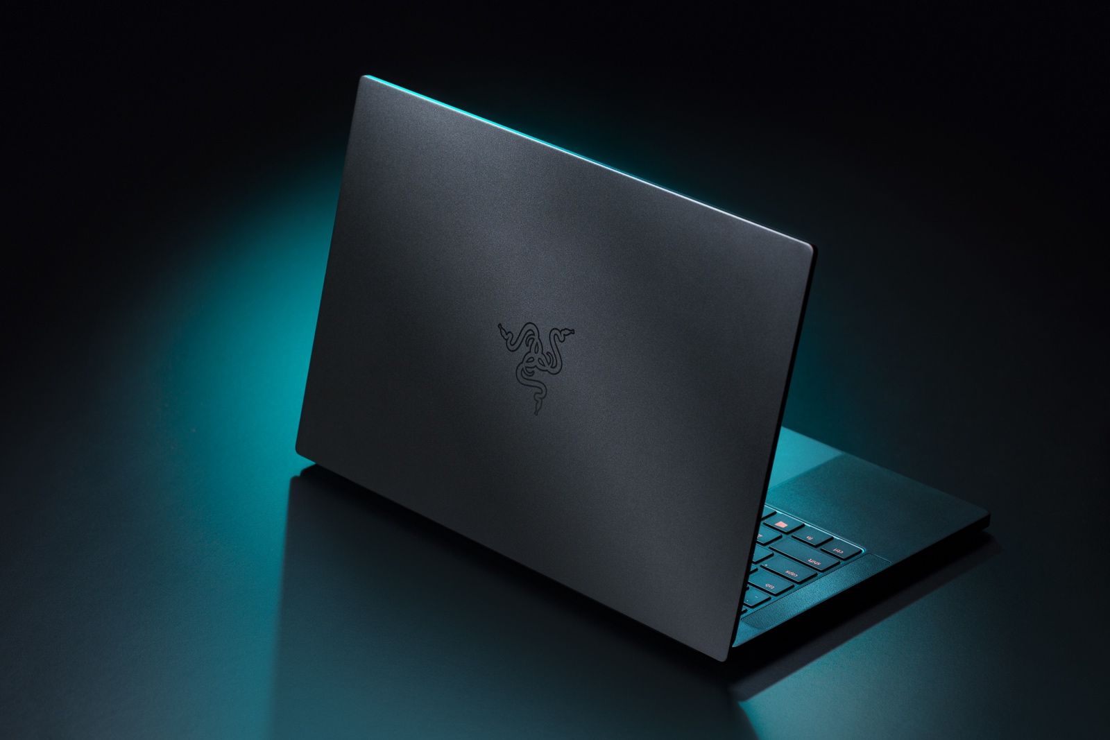 Razers new Blade Stealth 13 gaming ultrabook makes some telling upgrades image 3