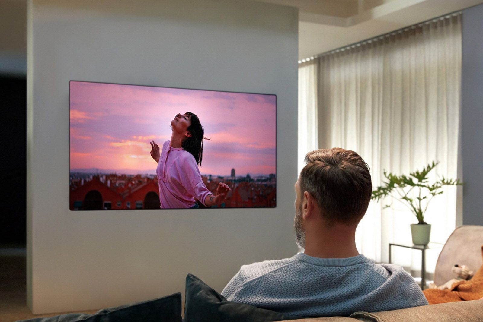 LG OLED GX 4K TV review image 1