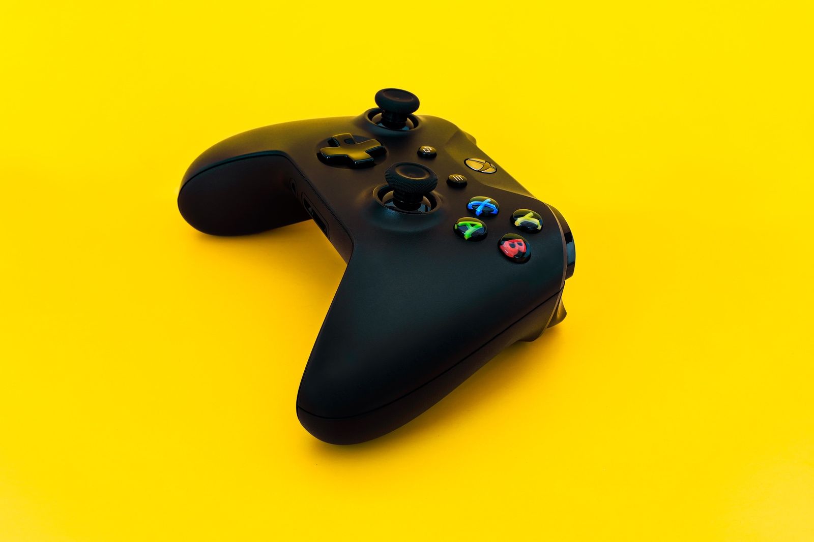 Best Xbox controllers for 2020: Get the edge with these third-party and official pads photo 2