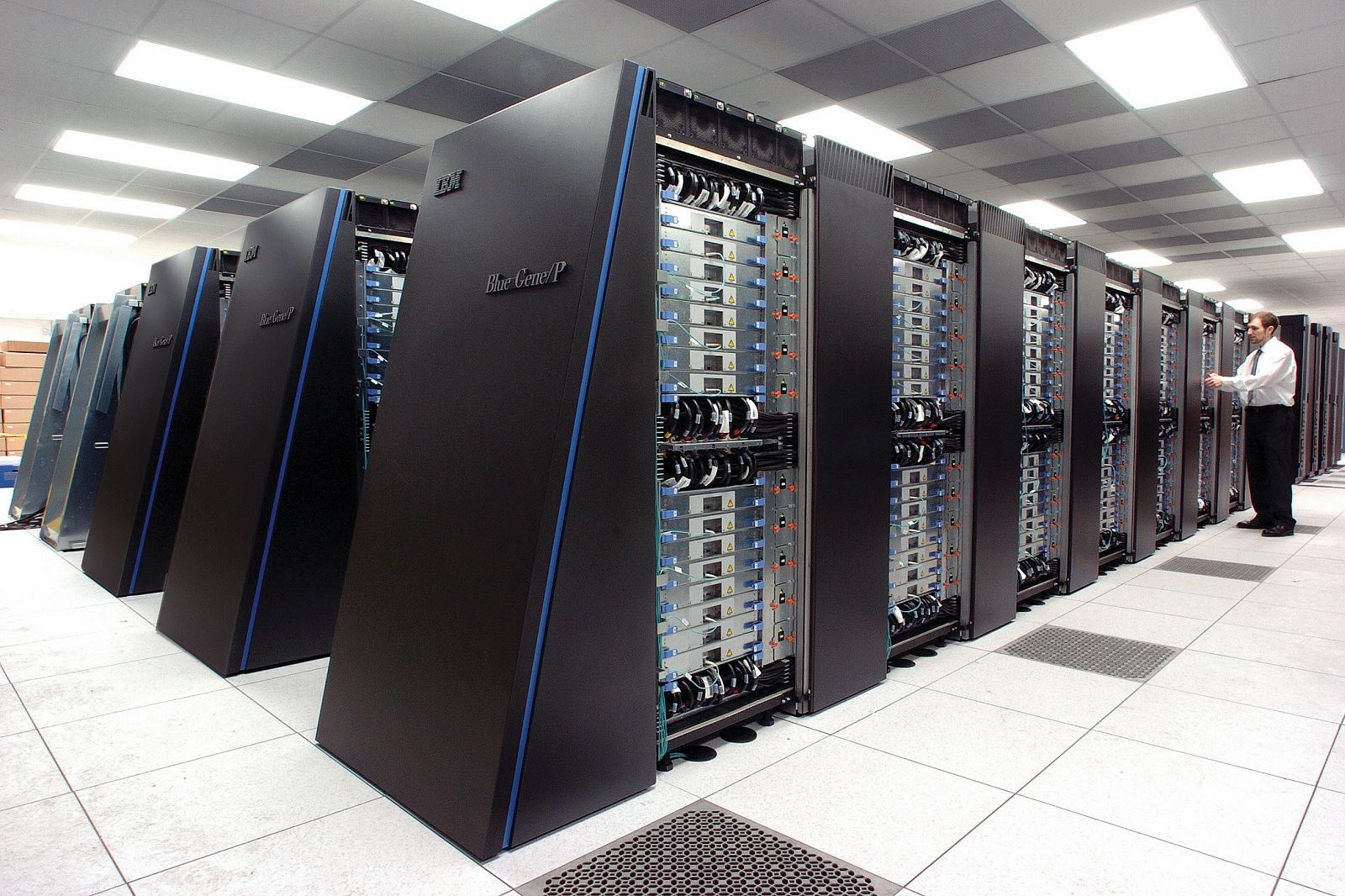 The best supercomputers to grace the planet photo 2