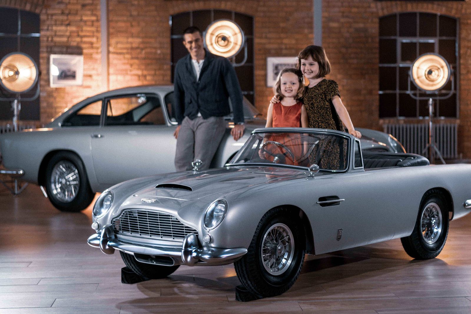 You can get an Aston Martin DB5 for just £35K, but there's a catch... photo 1