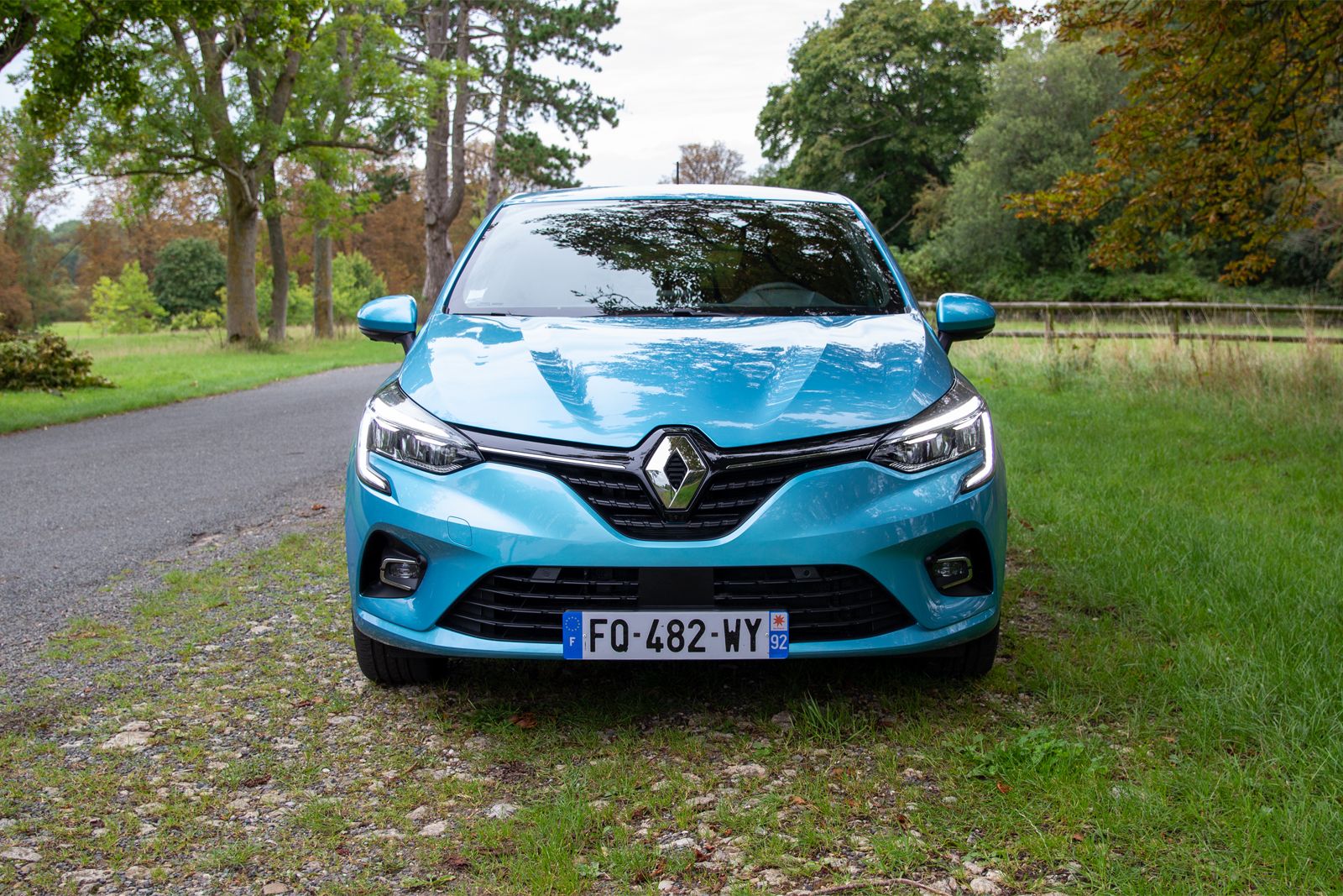 Renault Clio E-Tech Hybrid review photo 4