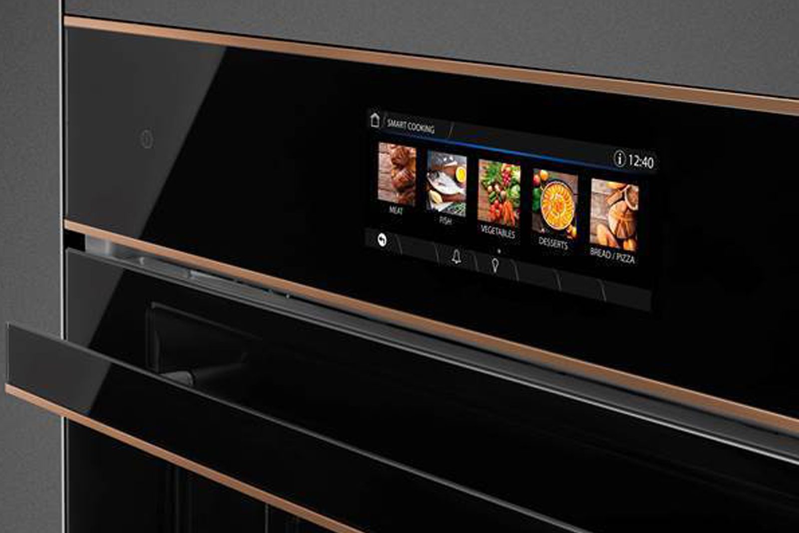 Smeg Vivoscreen smart ovens make cooking easier photo 1