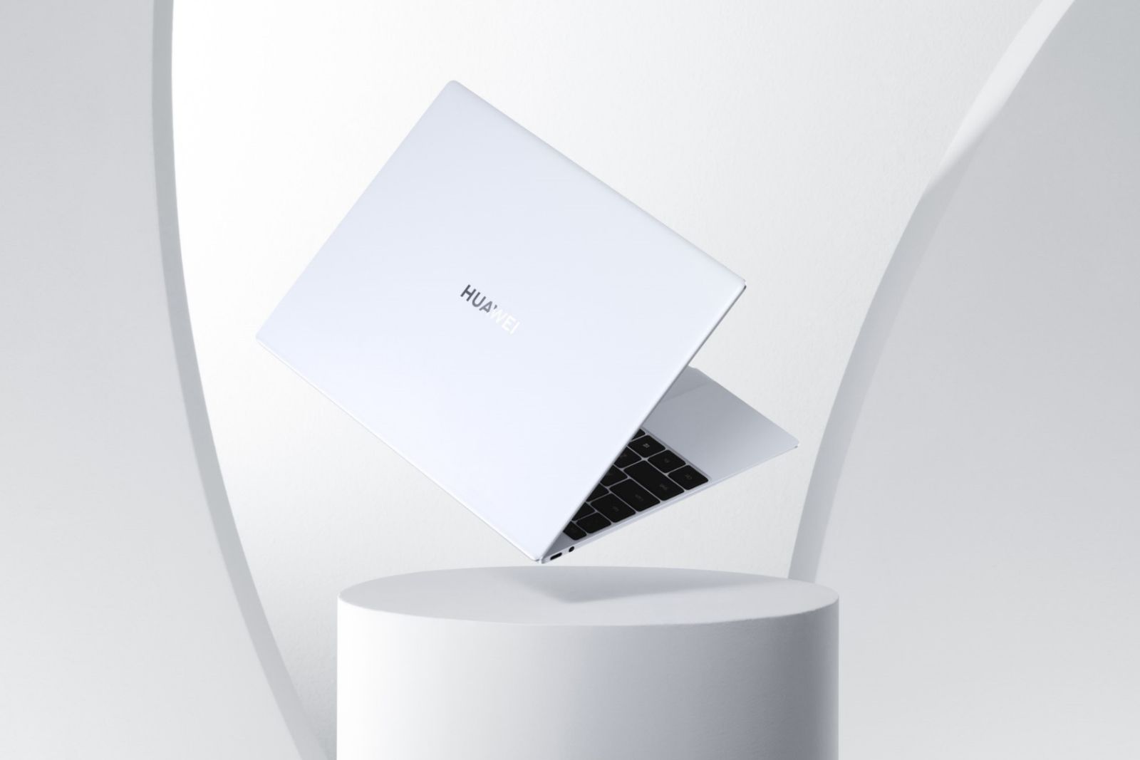Huawei revamps MateBook X, MateBook 14 with new super-thin designs photo 1