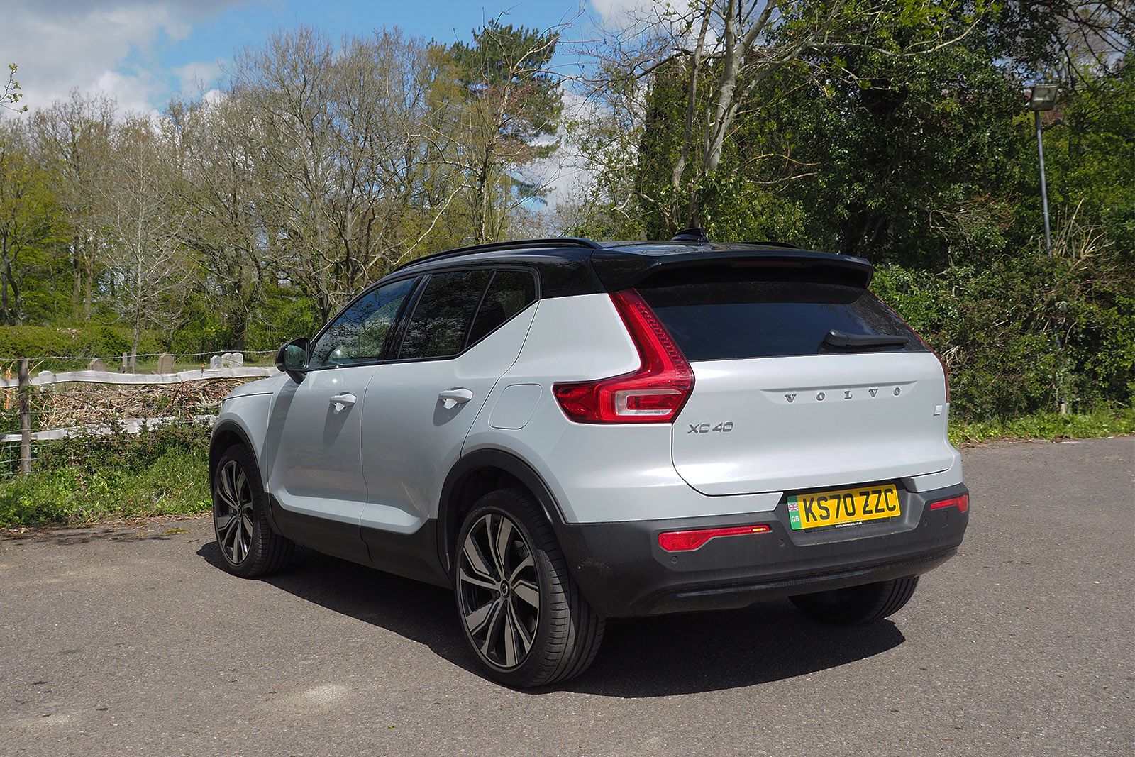 Volvo XC40 Recharge Twin review photo 16