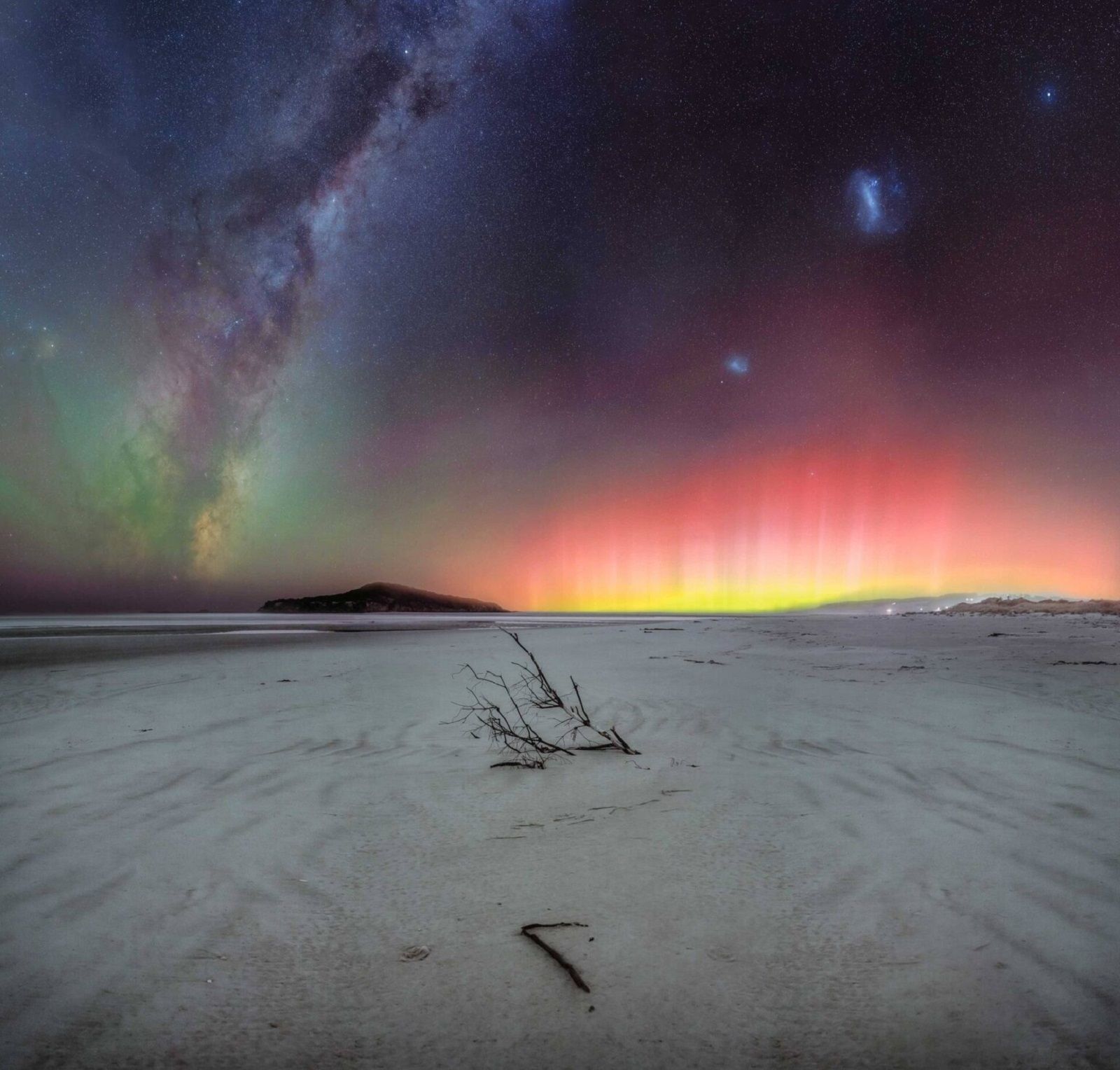 10 epic images from the Northern Lights Photographer of the Year Competition photo 25